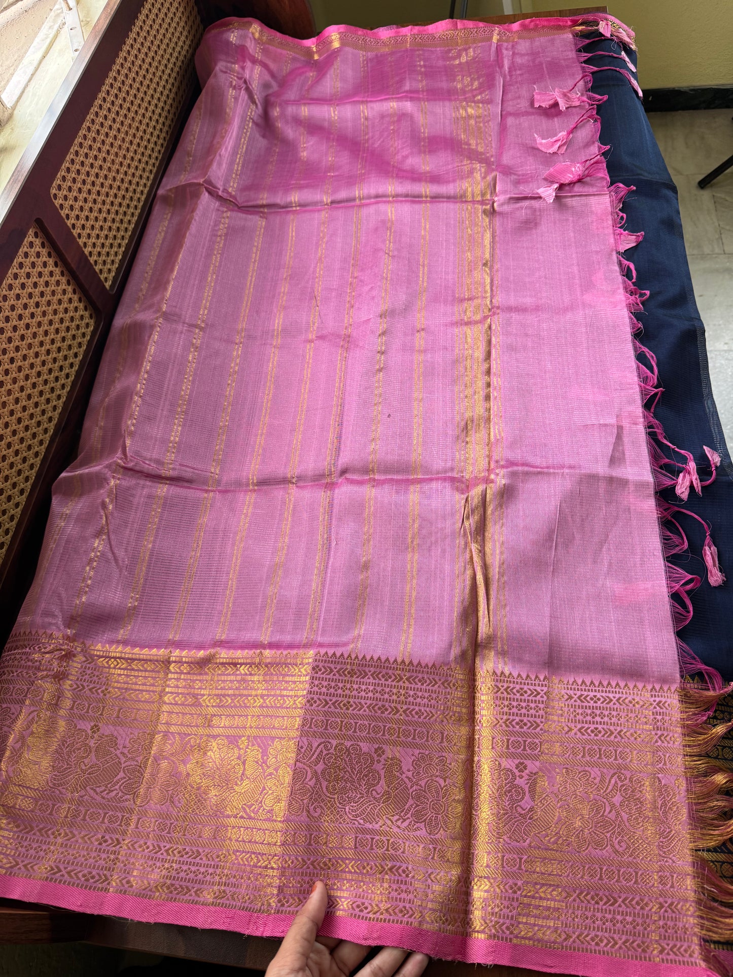 Mangalagiri Handloom Pure Silk Cotton Saree - Blue & Pink