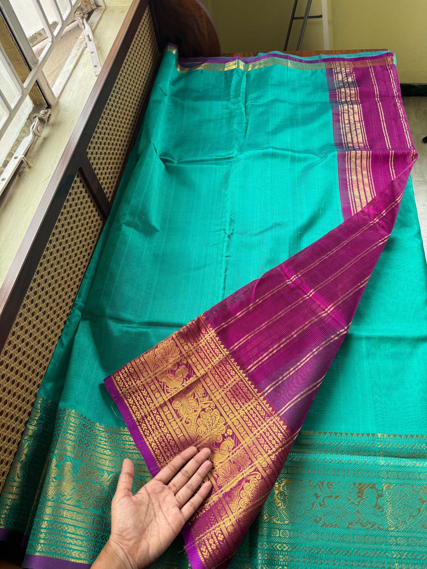 Mangalagiri Handloom Pure Silk Cotton Saree - Sea Green & Purple