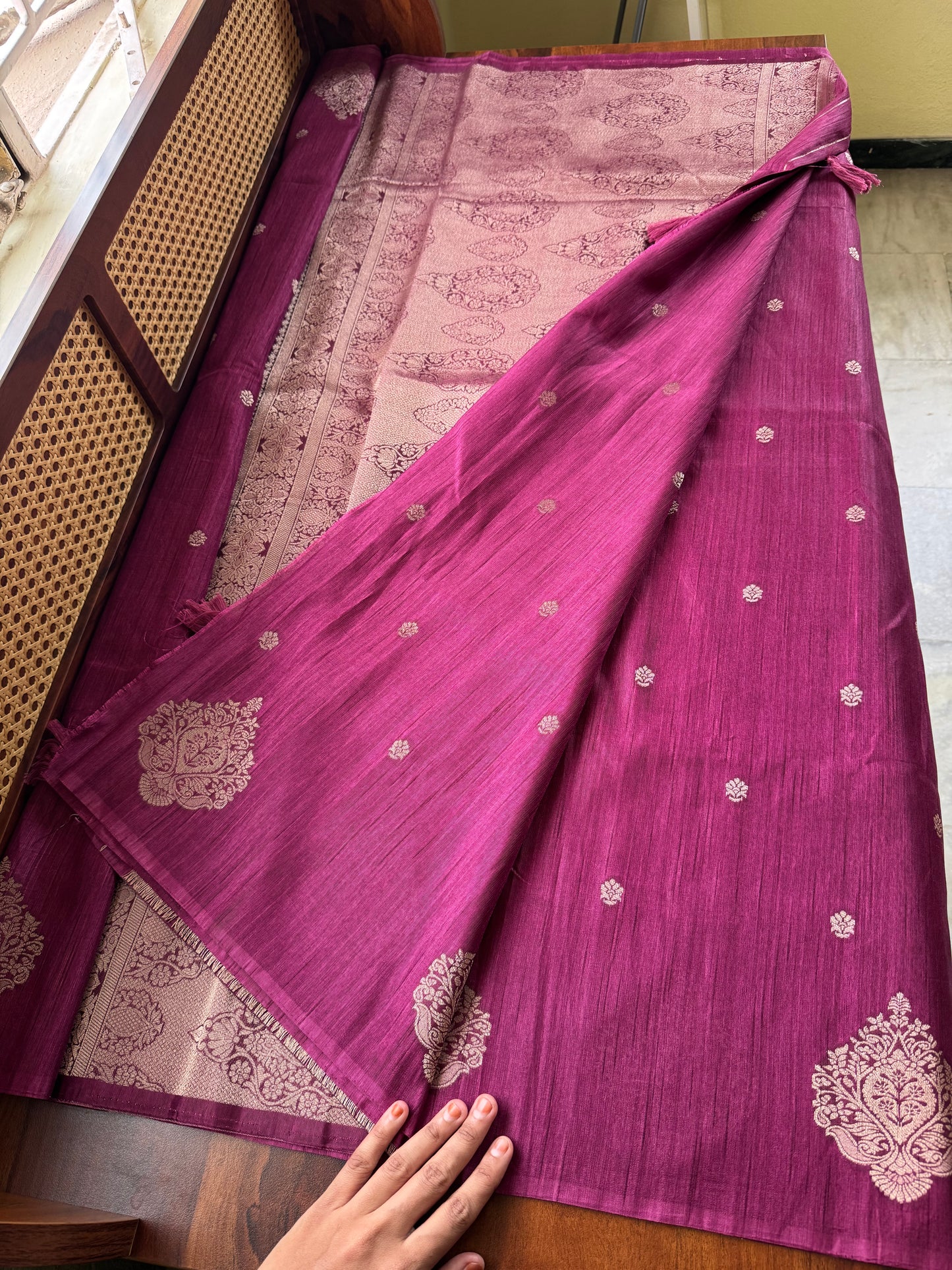 Semi Raw Silk Saree - Magenta