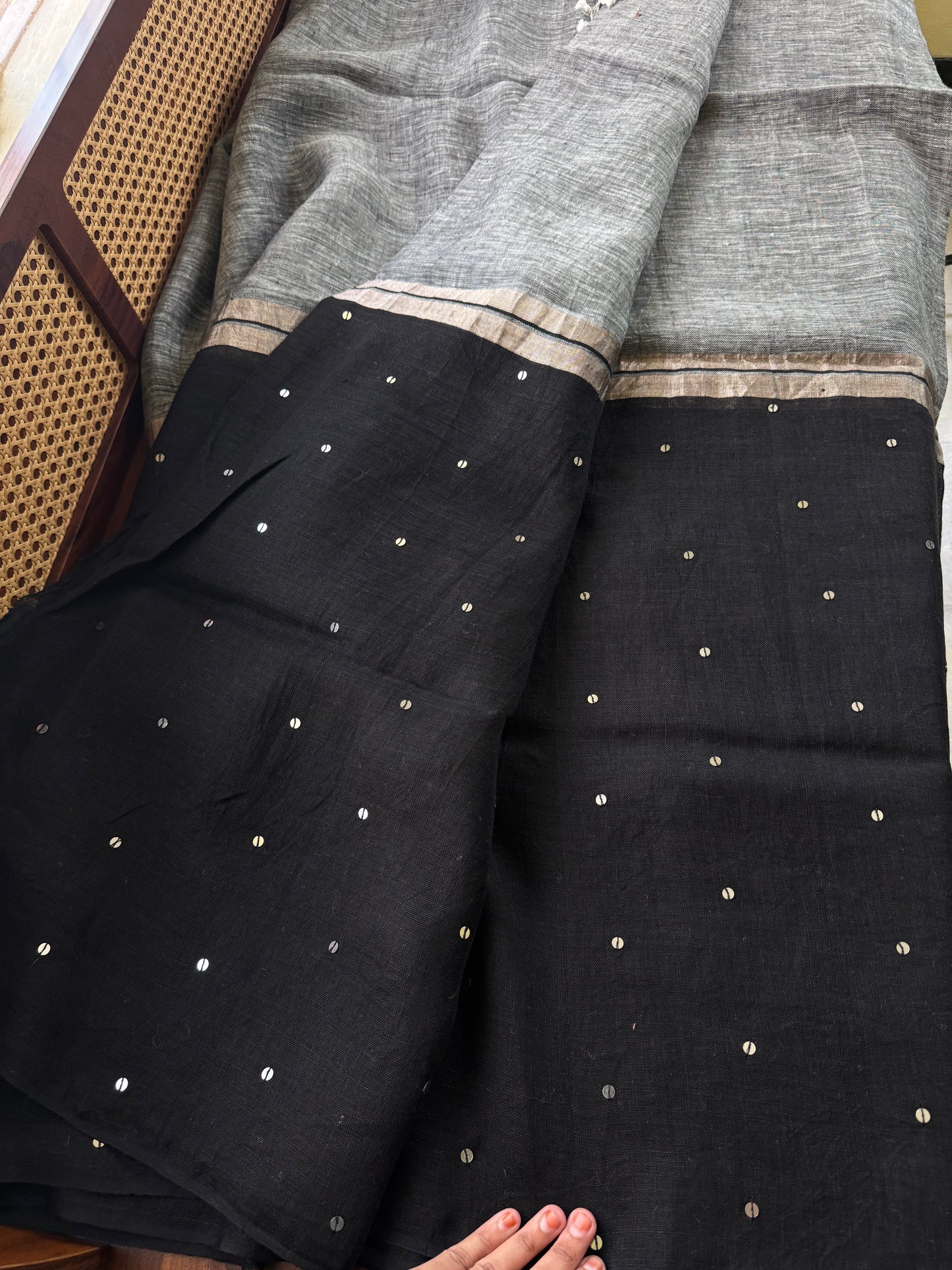 Sequin Pure Linen Saree - Grey & Black