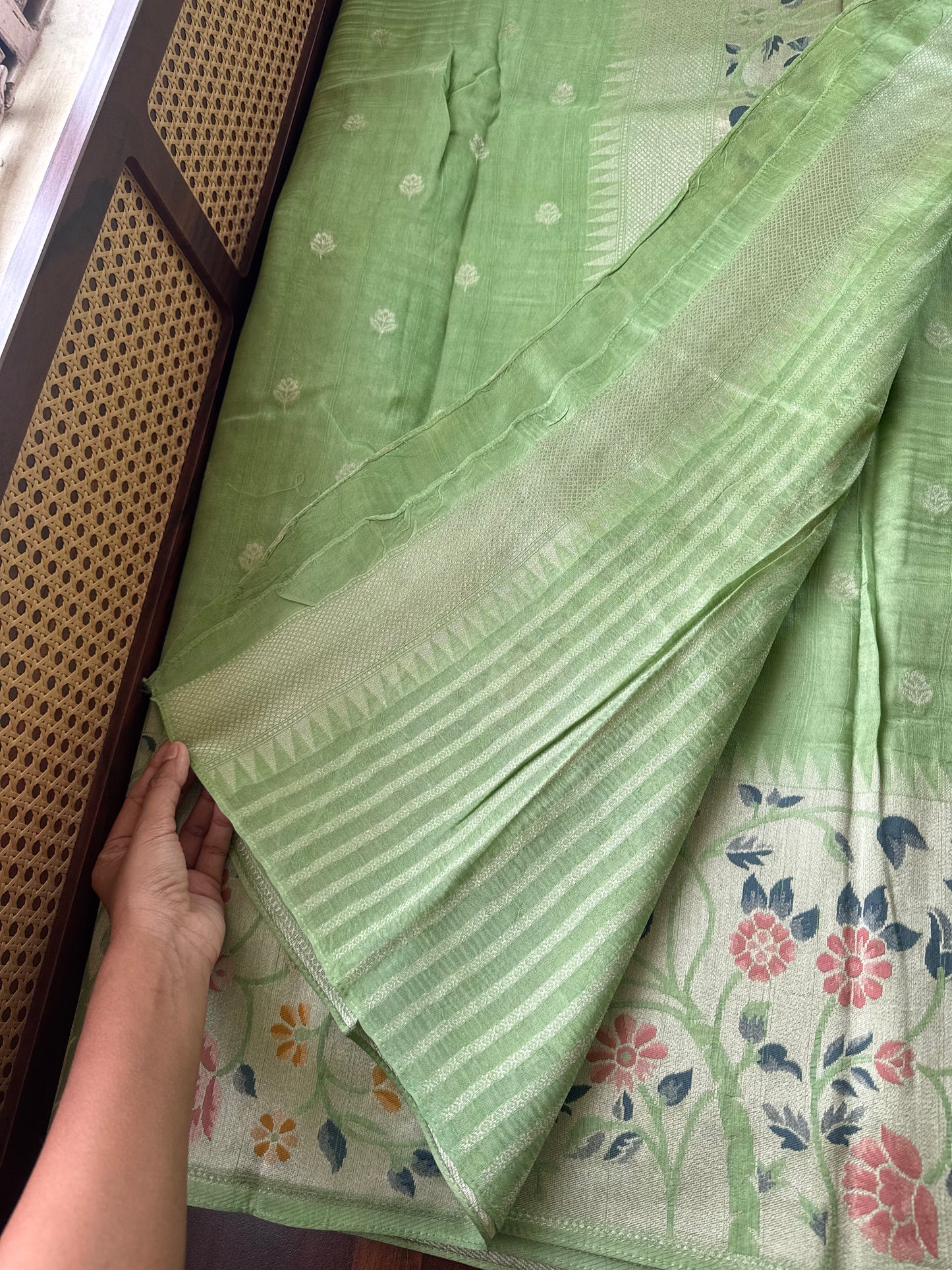 Tussar Georgette Semi Silk Saree - Pastel Green