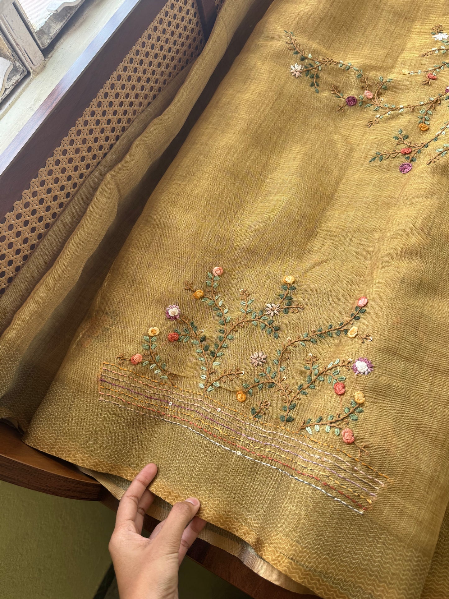 Premium Tissue Linen Sarees with heavy blouse - Henna Green