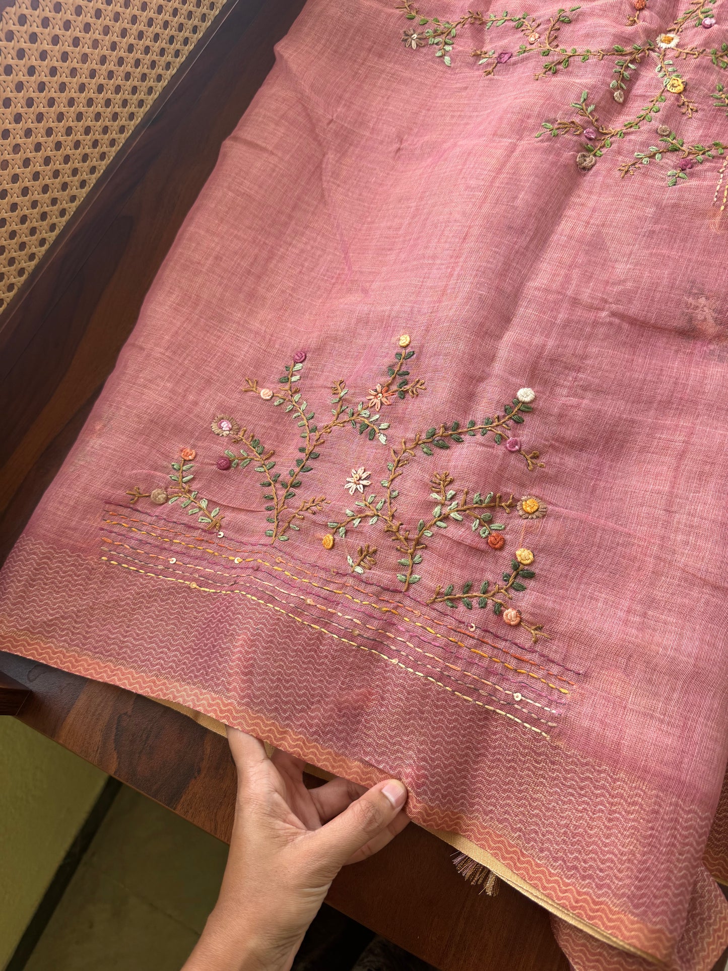 Premium Tissue Linen Sarees with heavy blouse - Pink