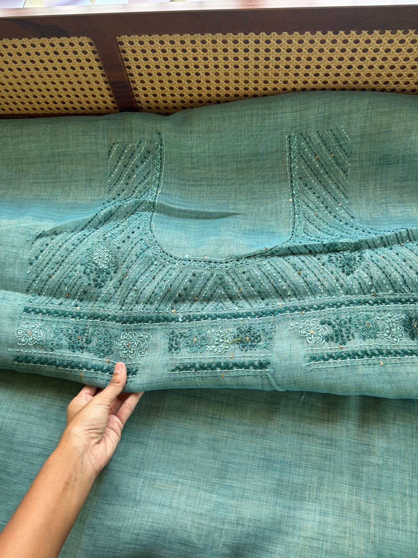 Premium Tissue Linen Sarees with borders & heavy blouse - Blue