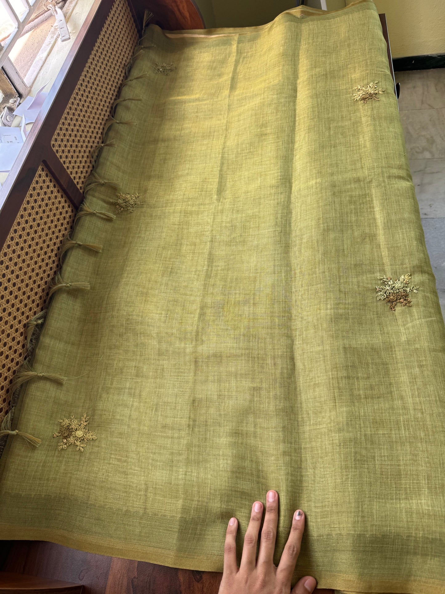 Premium Tissue Linen Sarees with heavy blouse - Green