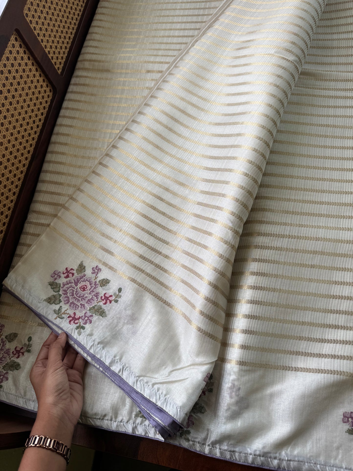 Elegant Semi tussar saree - Ivory with lavender
