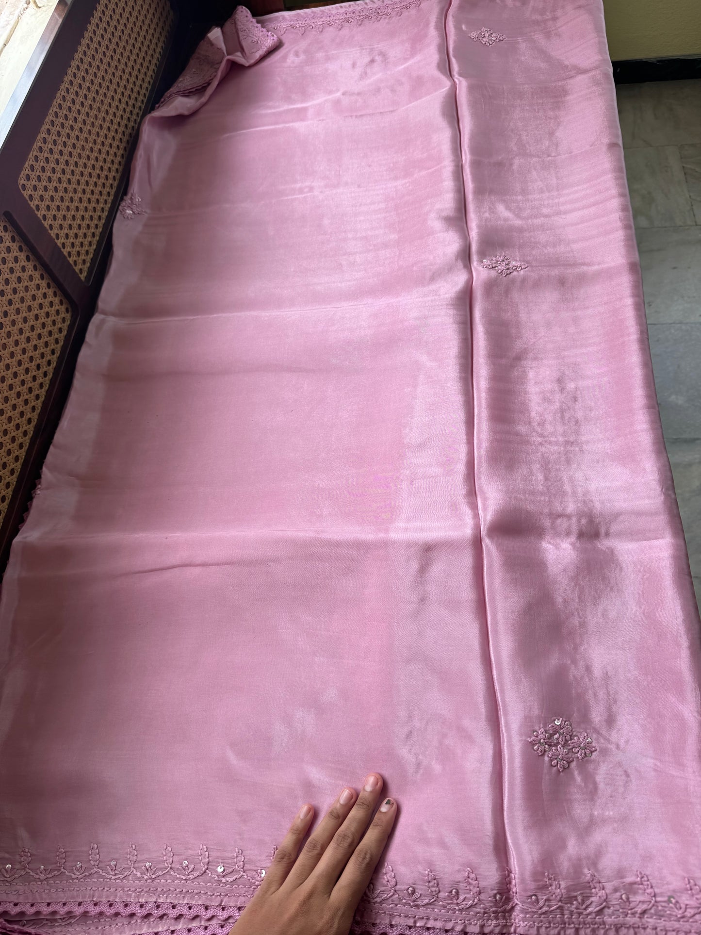 Silk Crepe Chikankari Saree - Lilac
