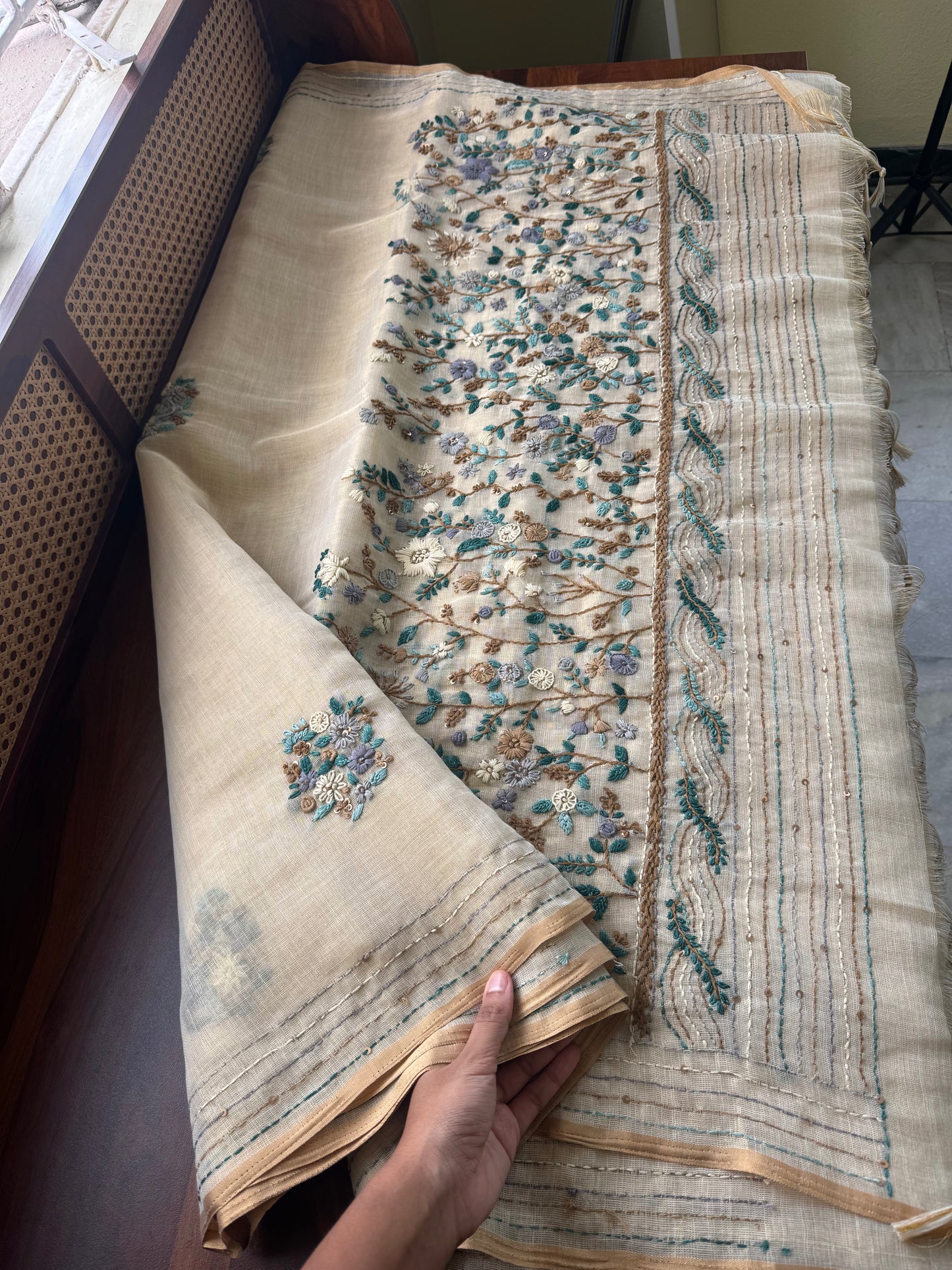 Premium Tissue Linen Sarees - Beige & Blue