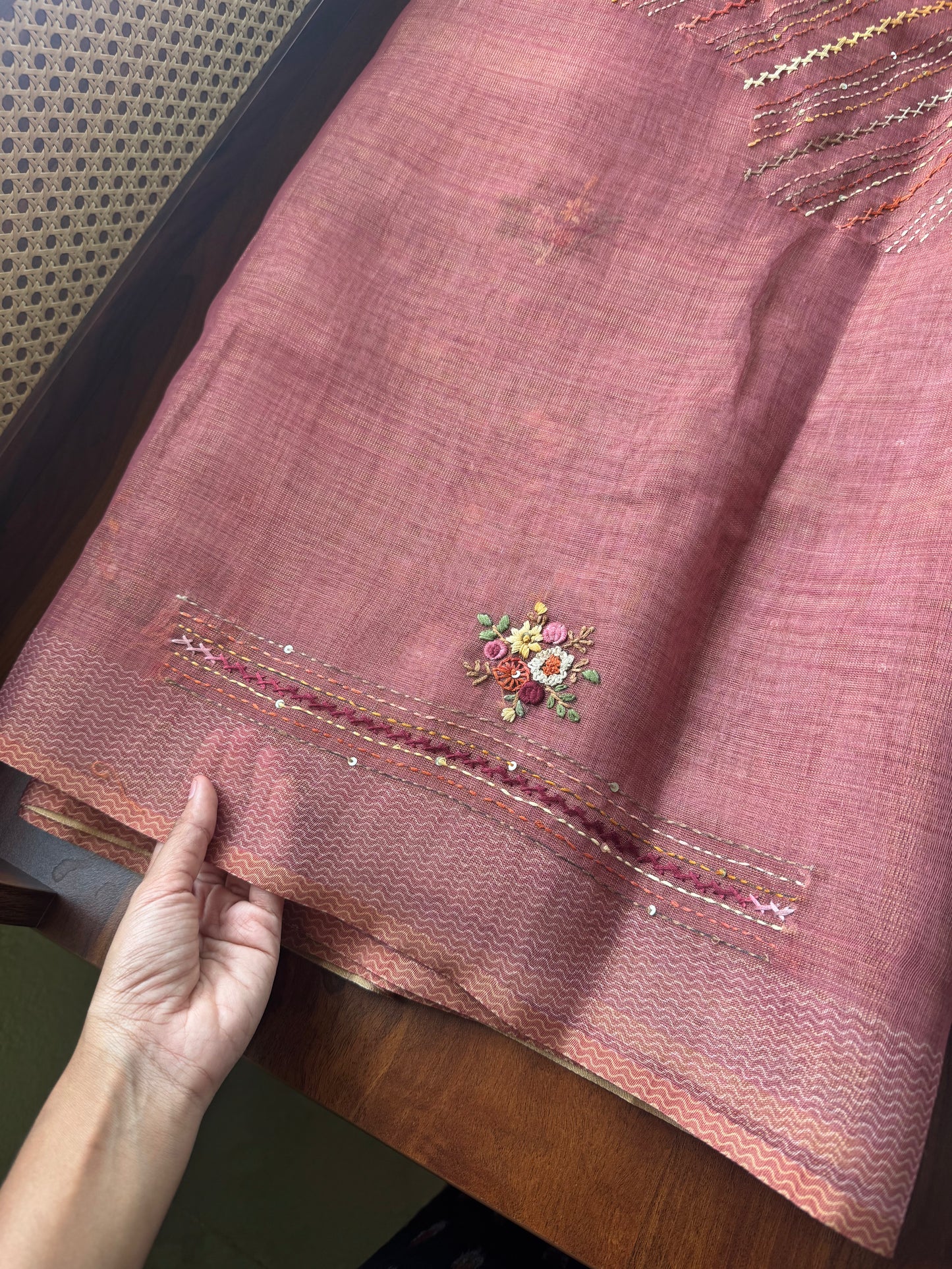 Premium Tissue Linen Sarees with heavy blouse - Pink