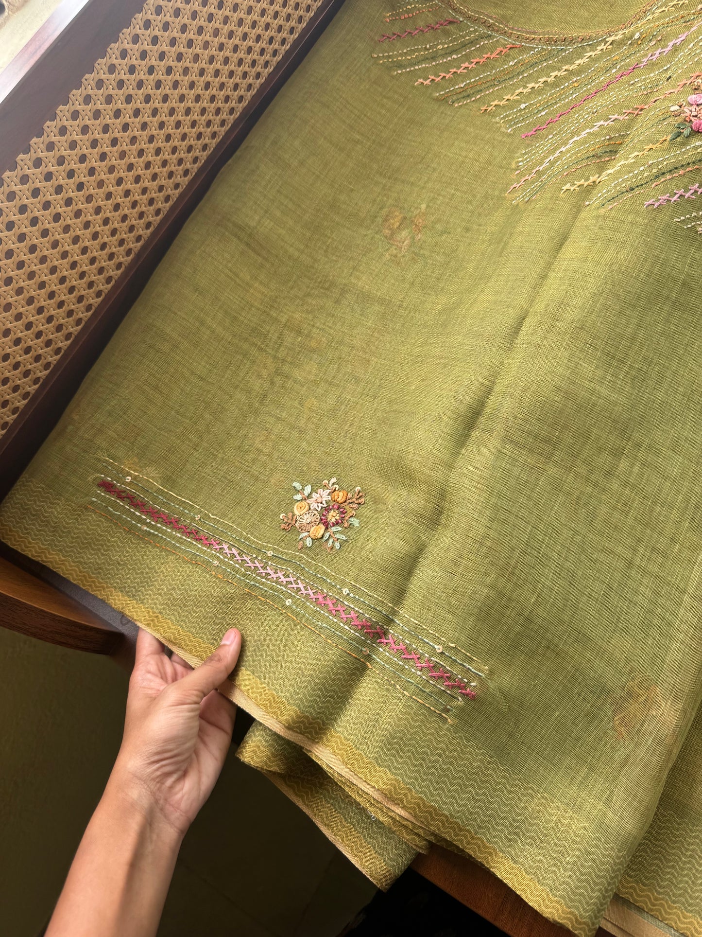 Premium Tissue Linen Sarees with heavy blouse - Green