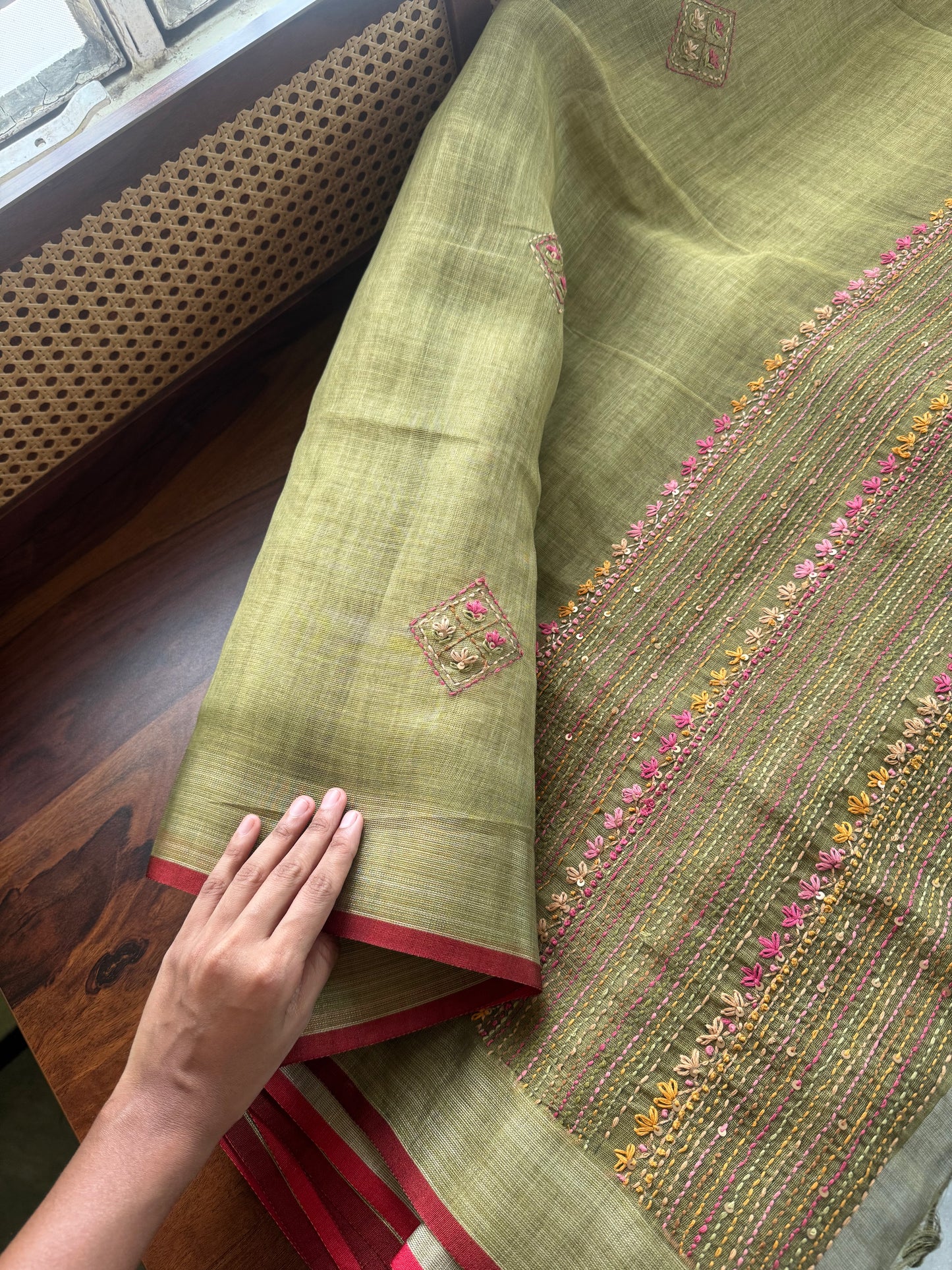 Premium Tissue Linen Sarees with heavy blouse - Green