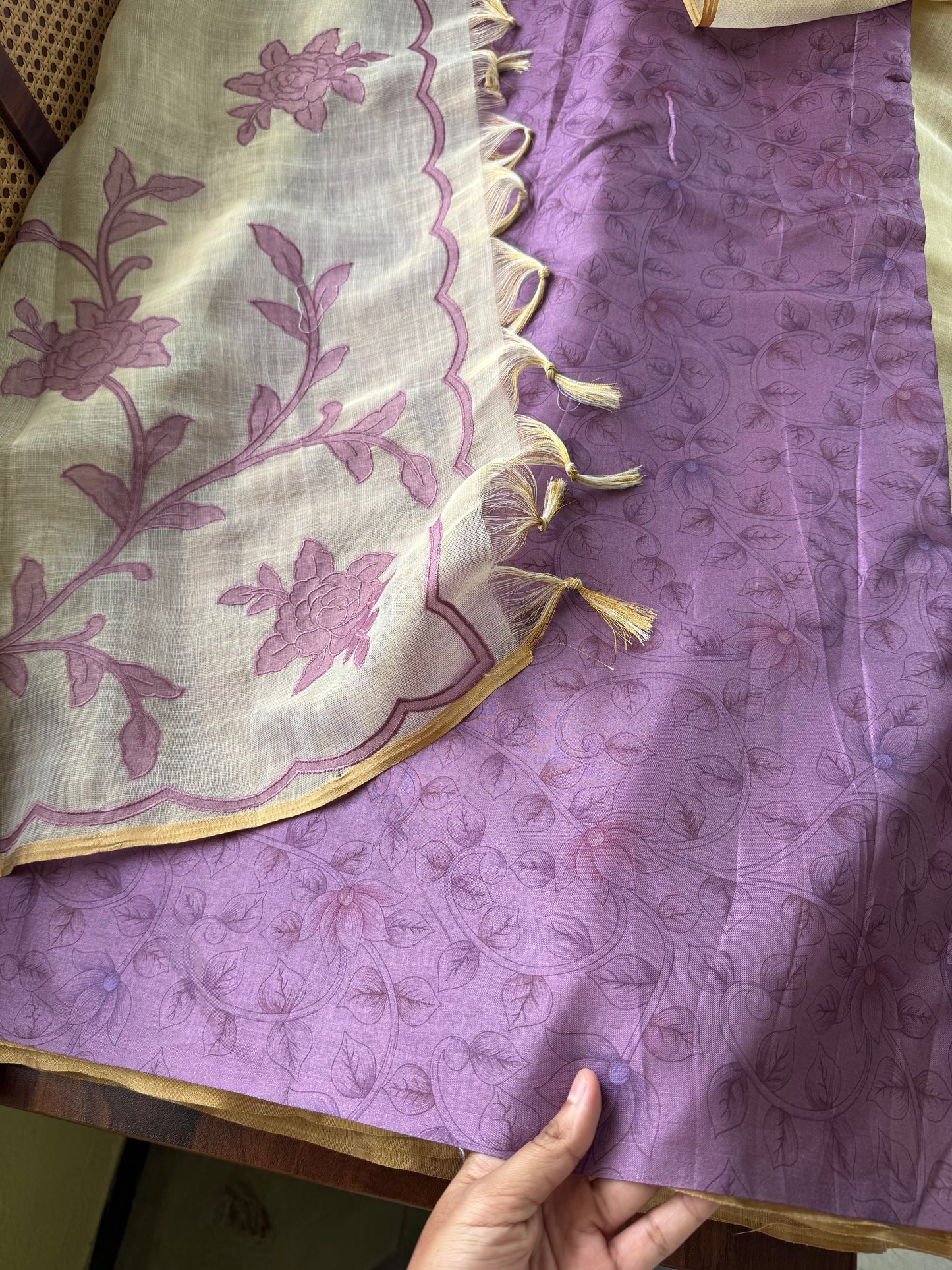 Premium Tissue Linen Sarees with appliqué work - Half White & Lavender