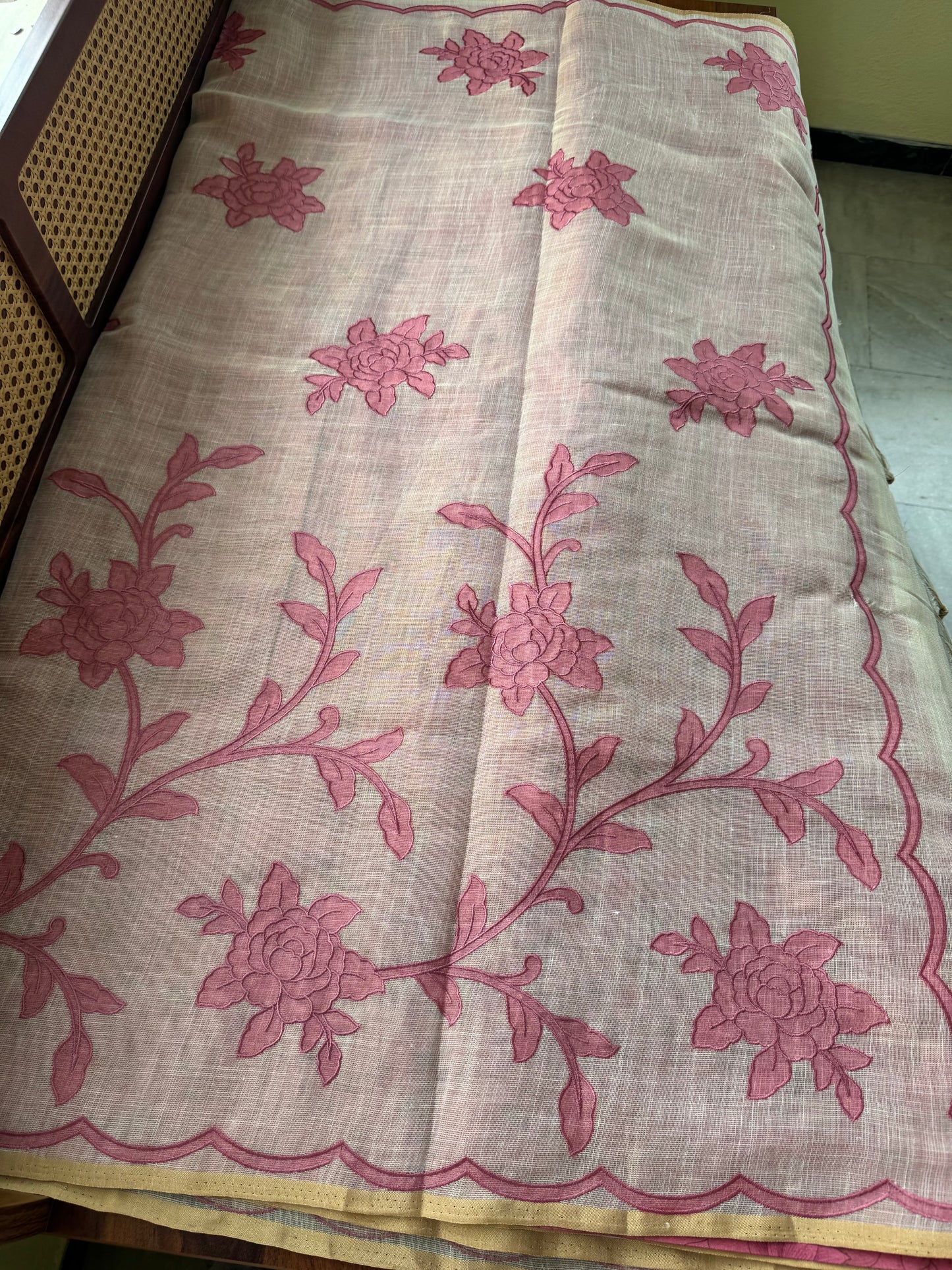 Premium Tissue Linen Sarees with appliqué work - Half White & Pink