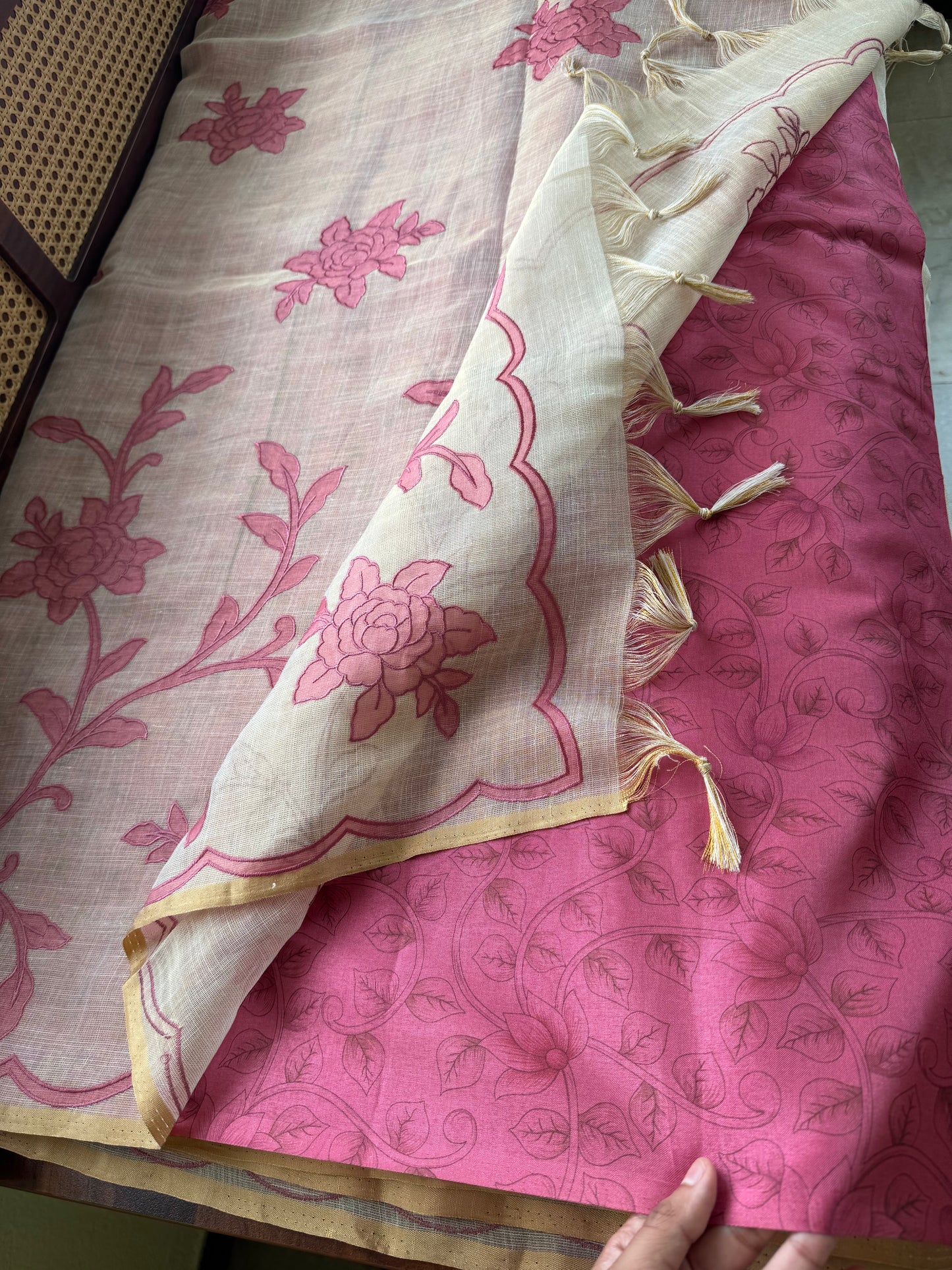 Premium Tissue Linen Sarees with appliqué work - Half White & Pink