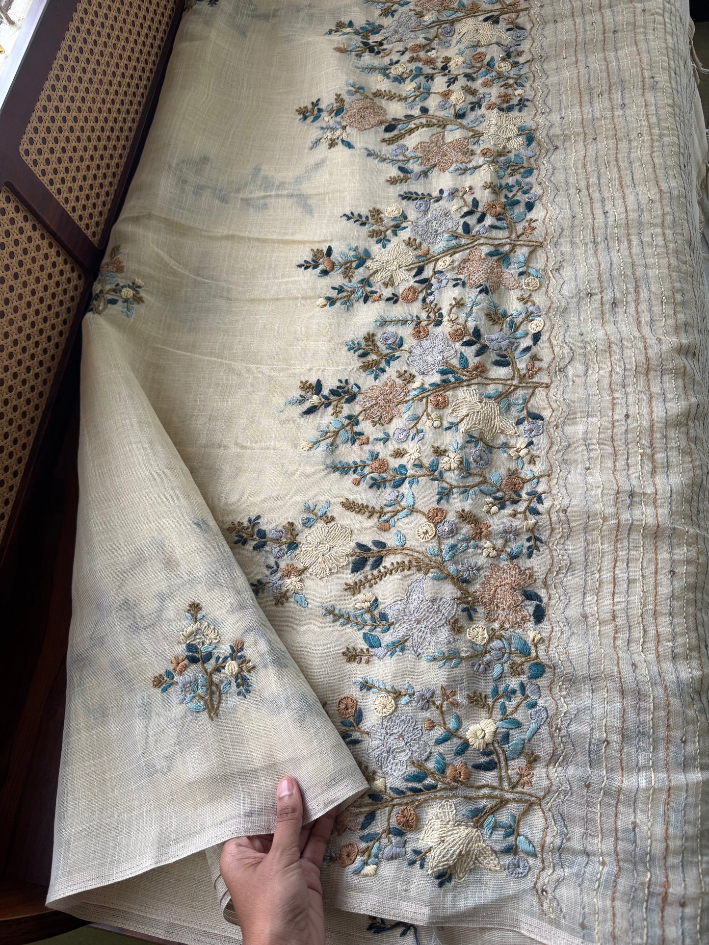 Premium Tissue Linen Sarees with heavy blouse - Beige & Blue