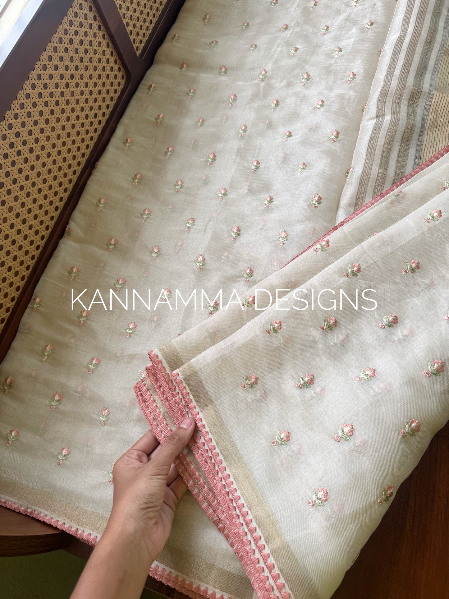 Mul Chanderi Tissue Saree - Cream & Peach White