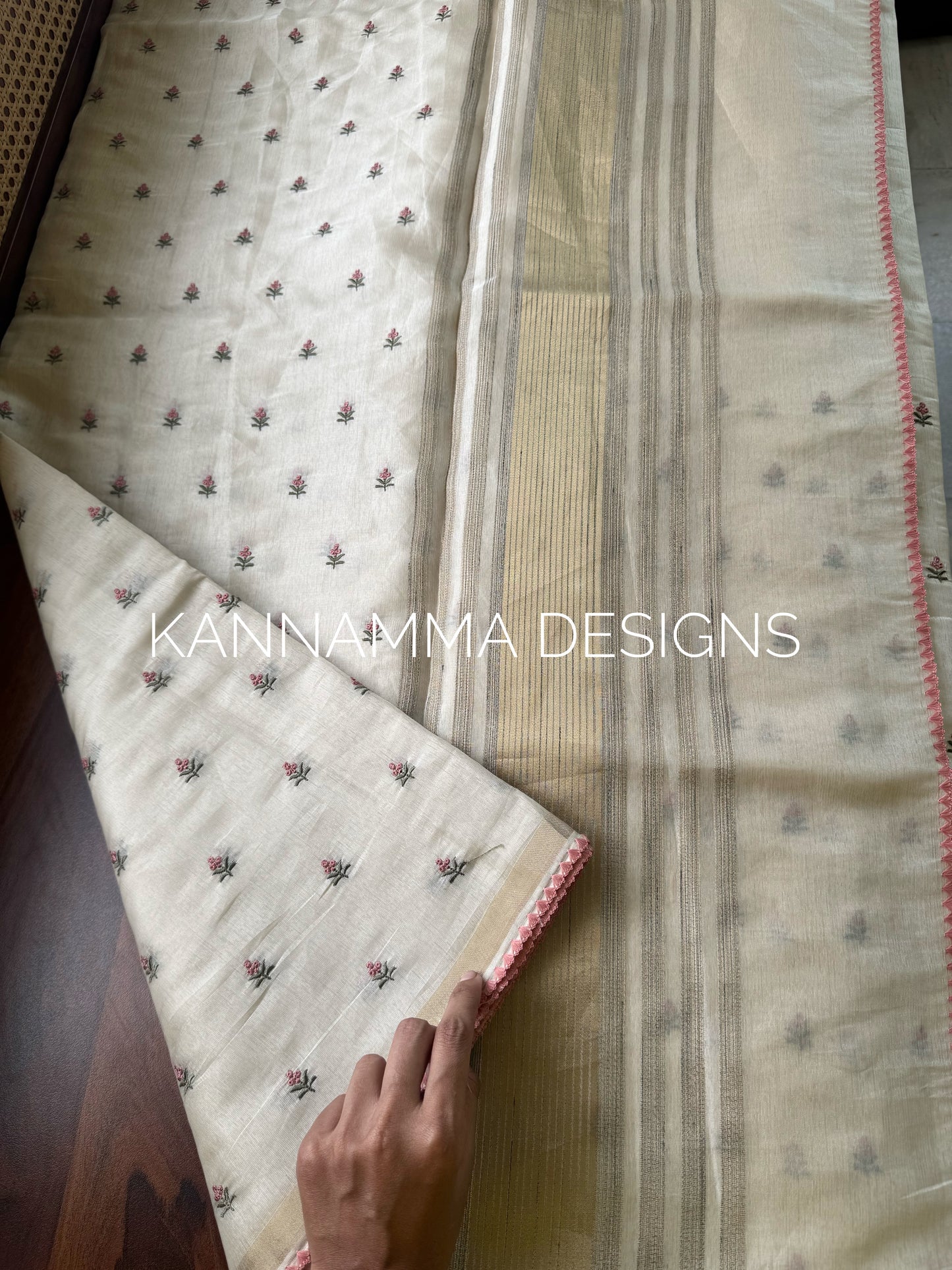 Mul Chanderi Tissue Saree - Cream & Peach