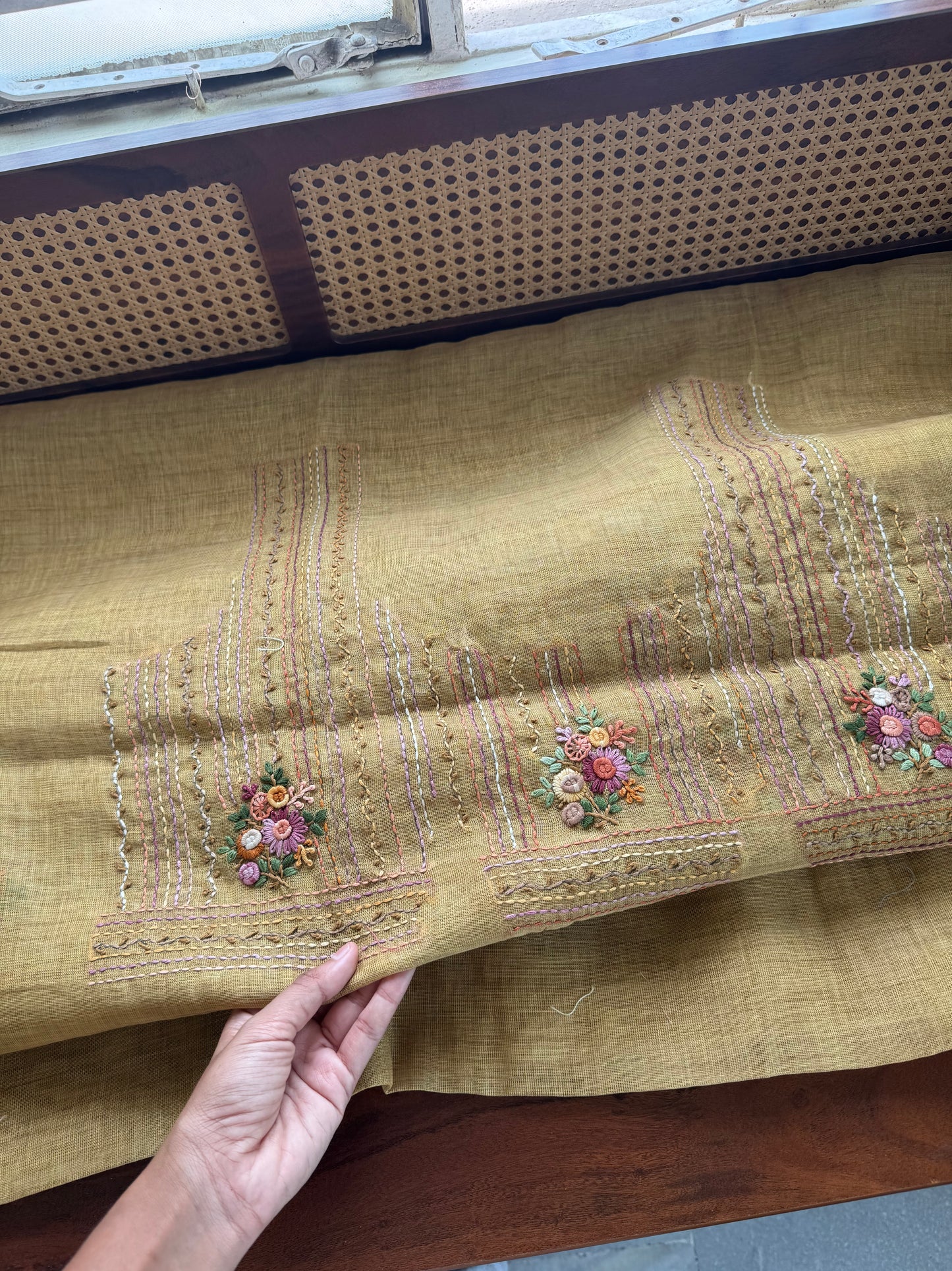 Premium Tissue Linen Sarees with heavy blouse - Green