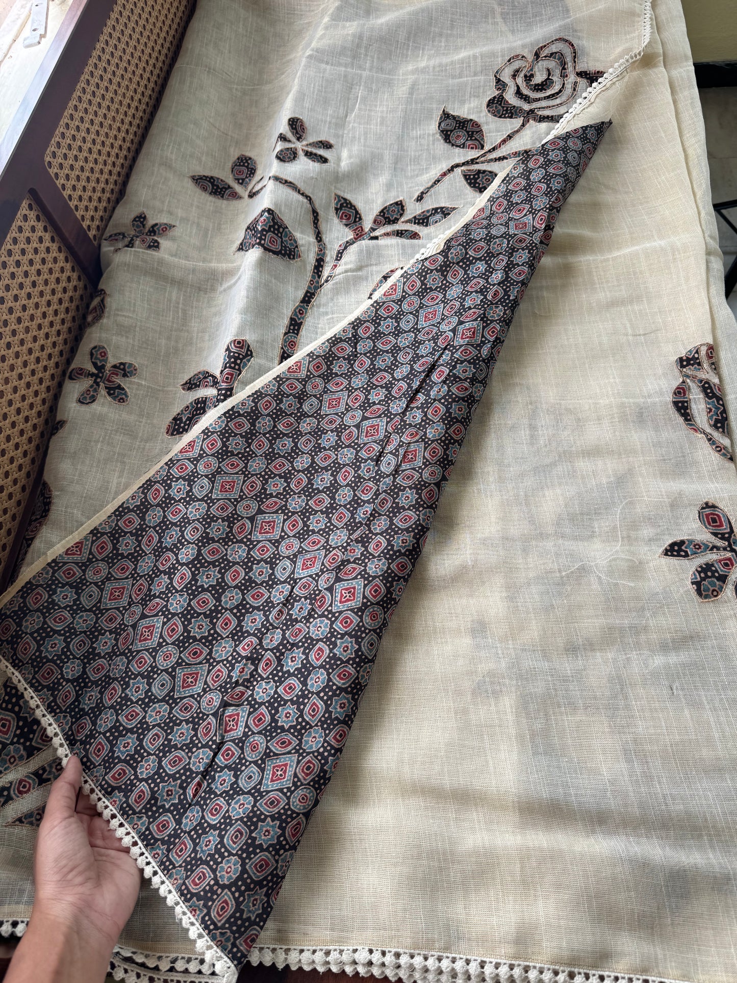 Premium Tissue Linen Sarees with appliqué work - Half White & Black