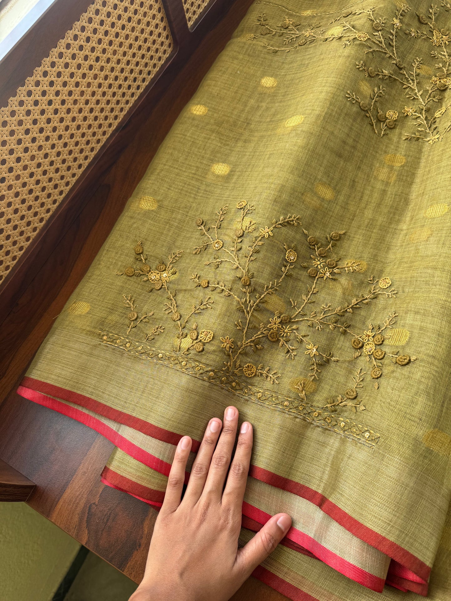 Premium Tissue Linen Sarees with heavy blouse - Green