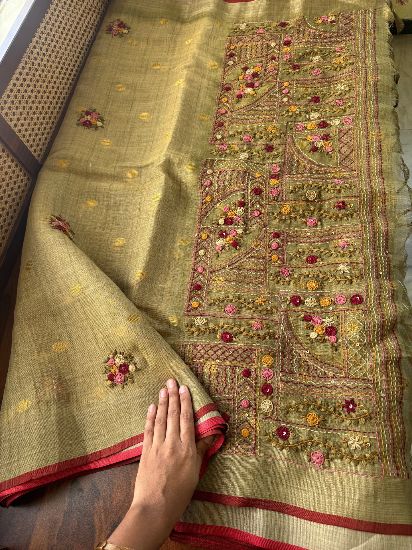 Premium Tissue Linen Sarees - Green