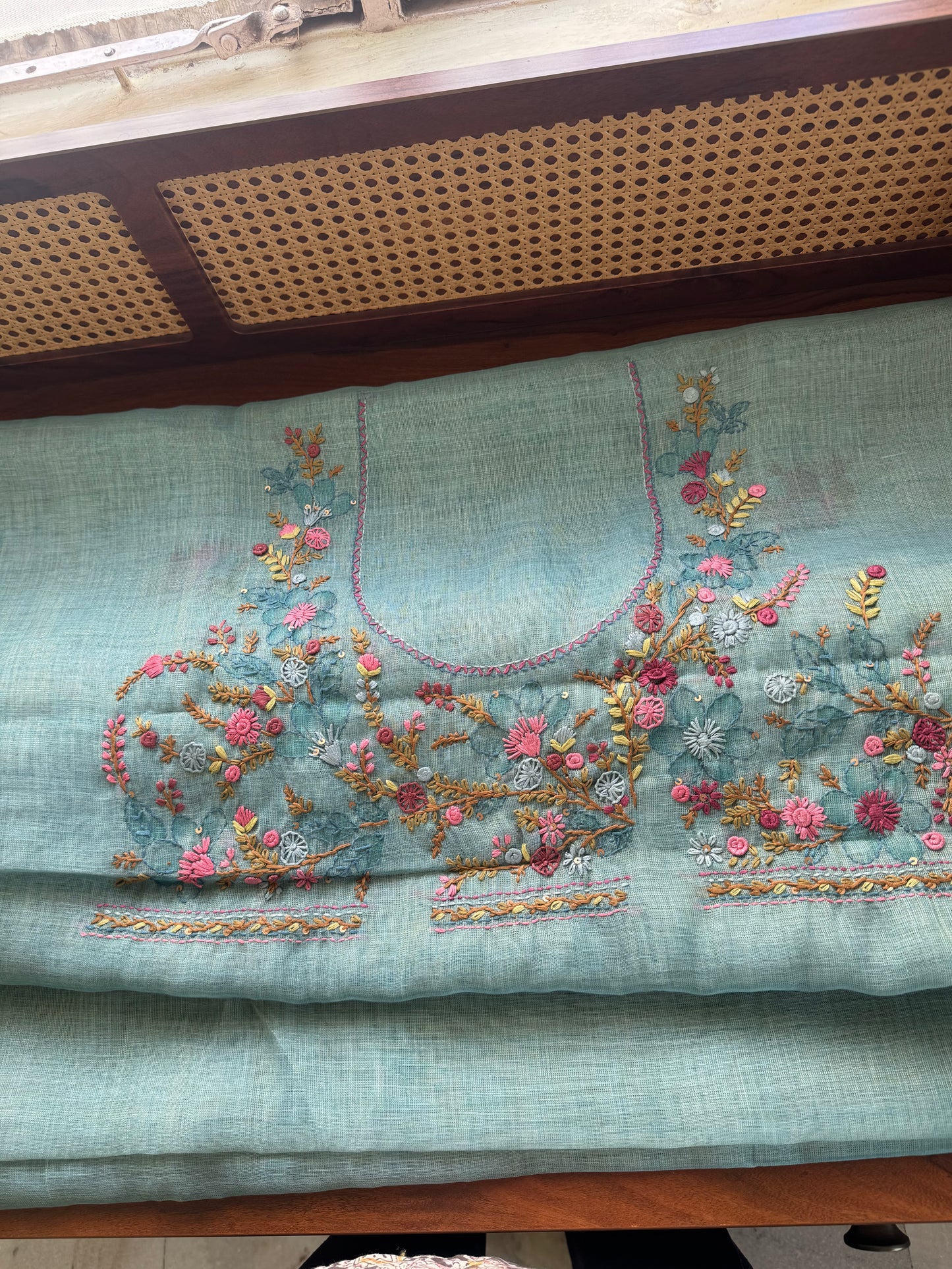 Premium Tissue Linen Sarees with heavy blouse - Blue