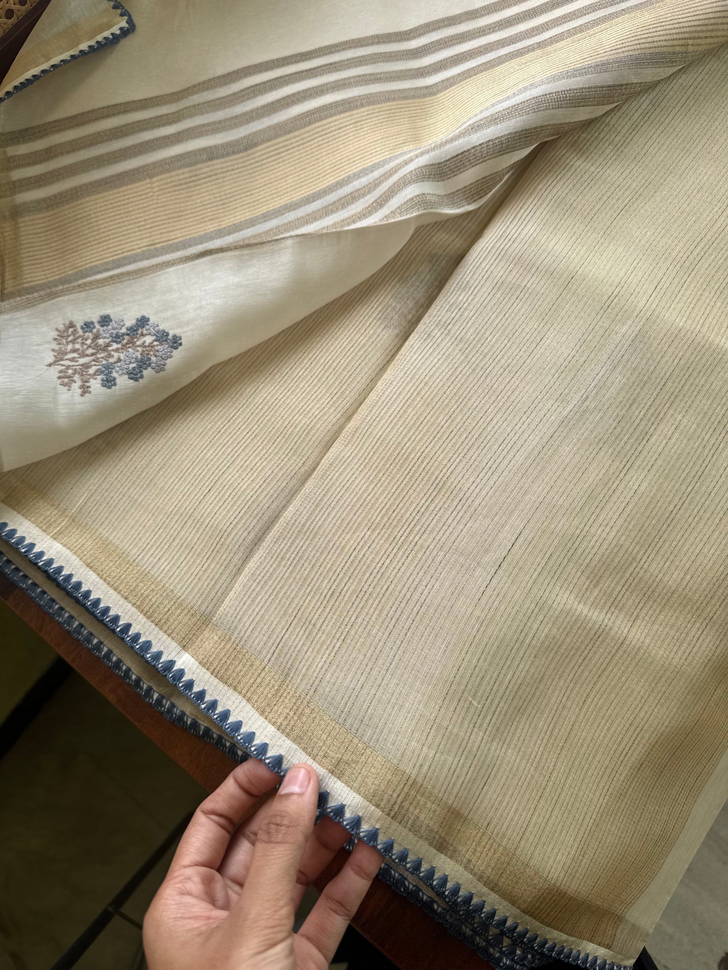 Mul Chanderi Tissue Saree - Cream & Navy Blue