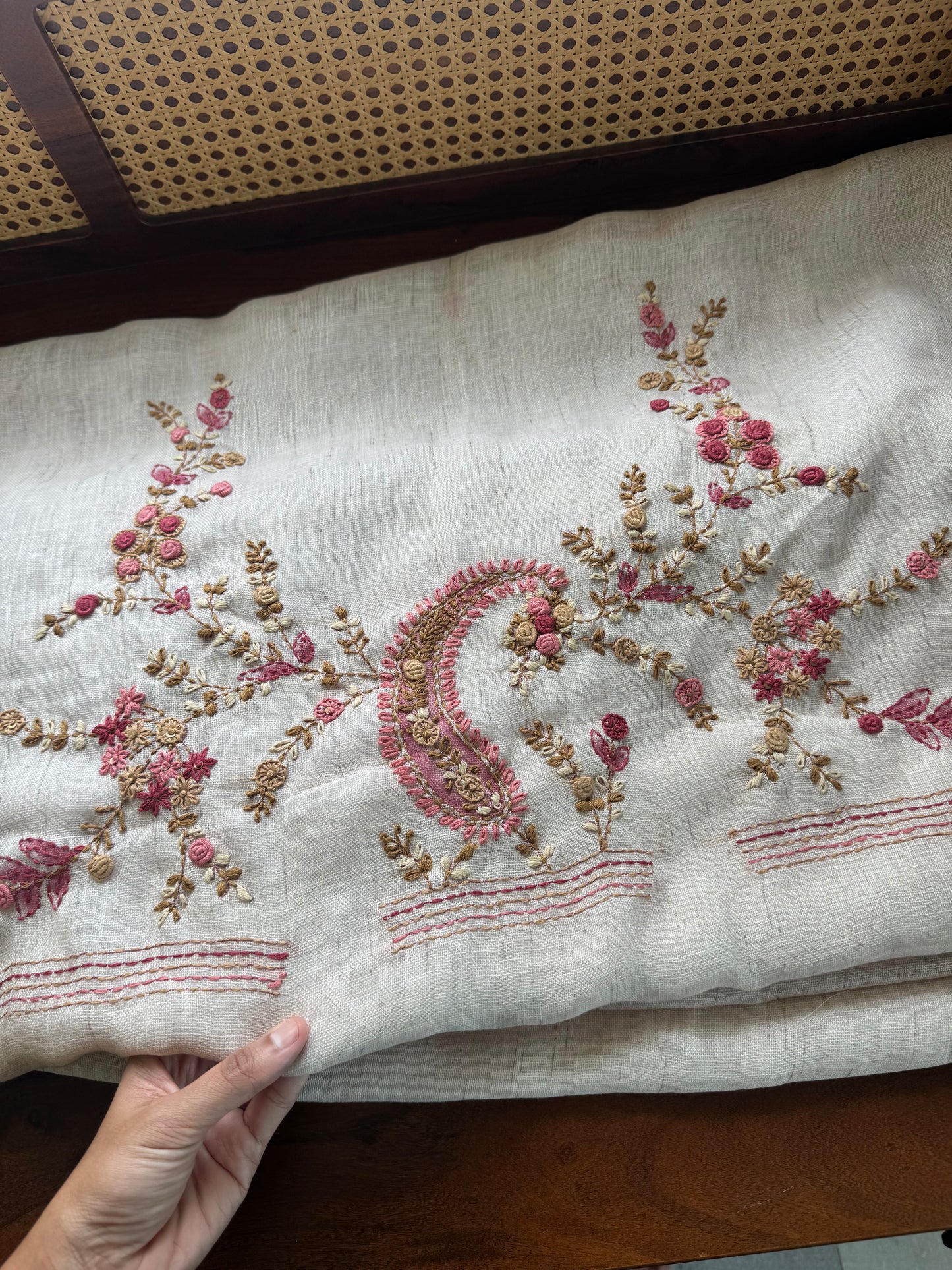Hand Embroidered Linen Sarees with heavy blouse - Halfwhite & Pink