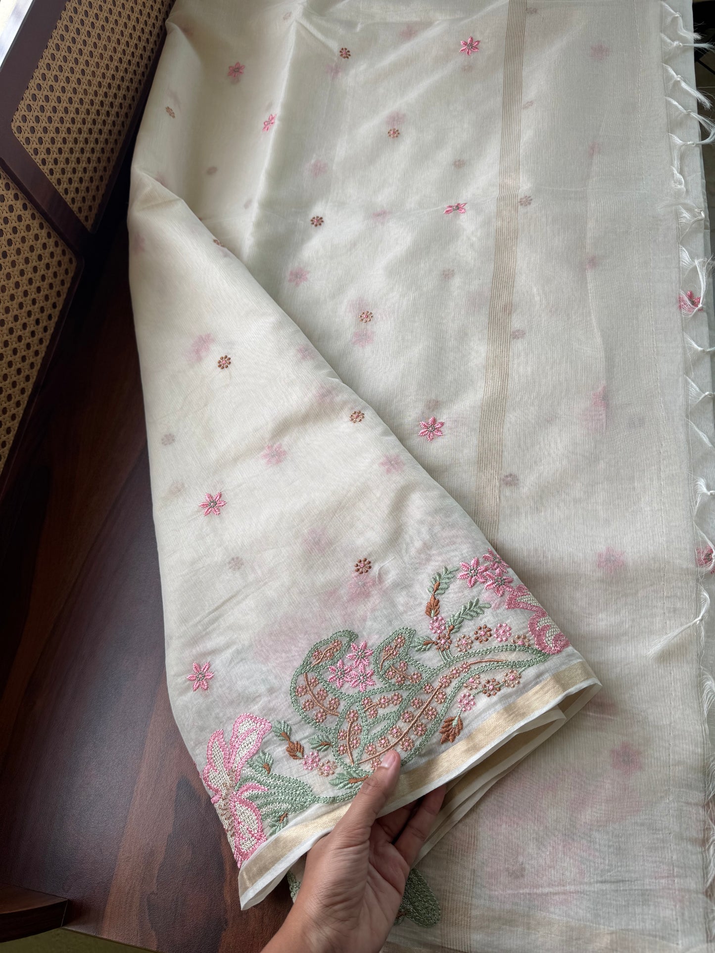 Embroidered Mul Chanderi saree- Cream