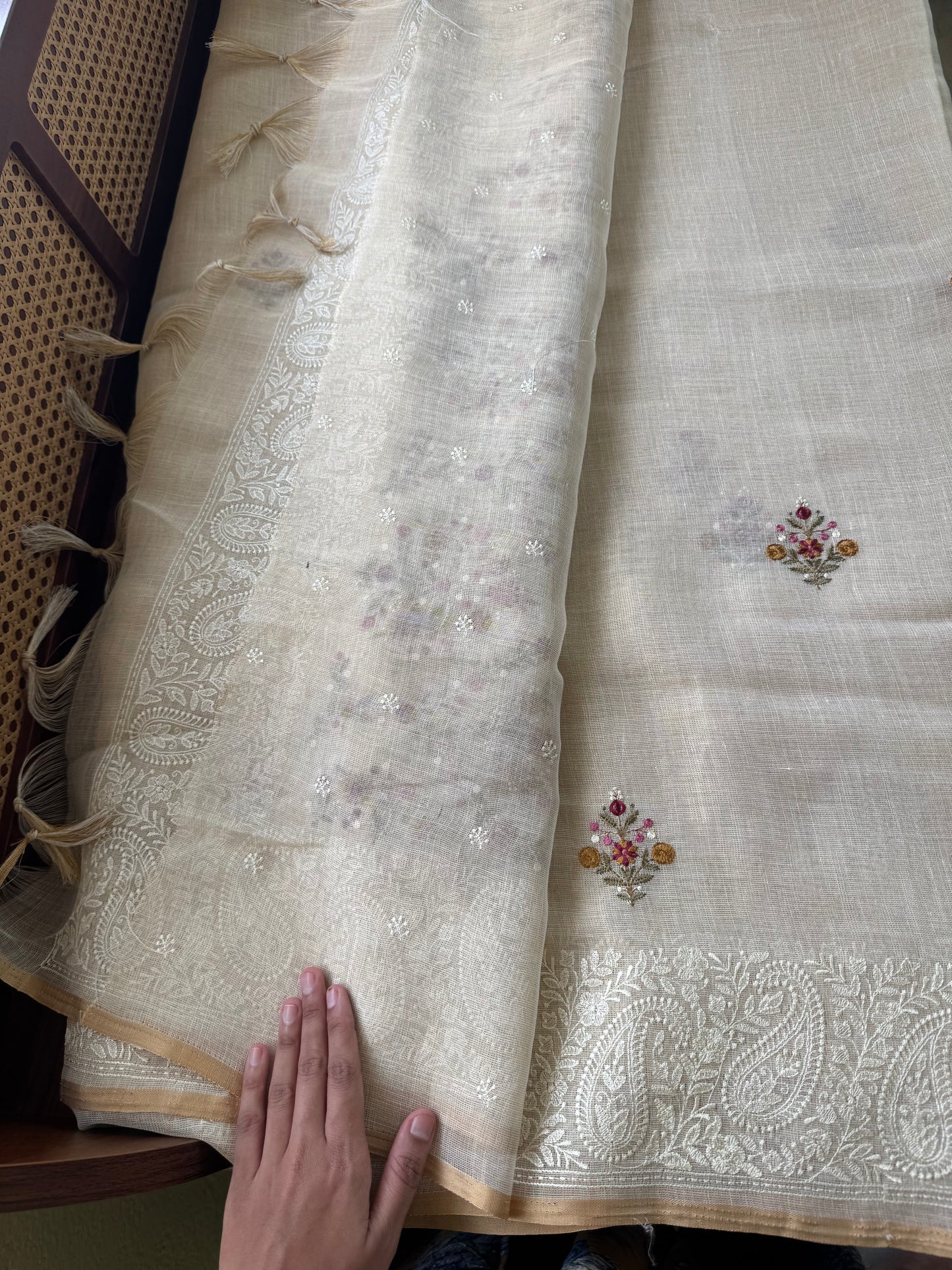 Premium Tissue Linen Sarees - Half White & Pink
