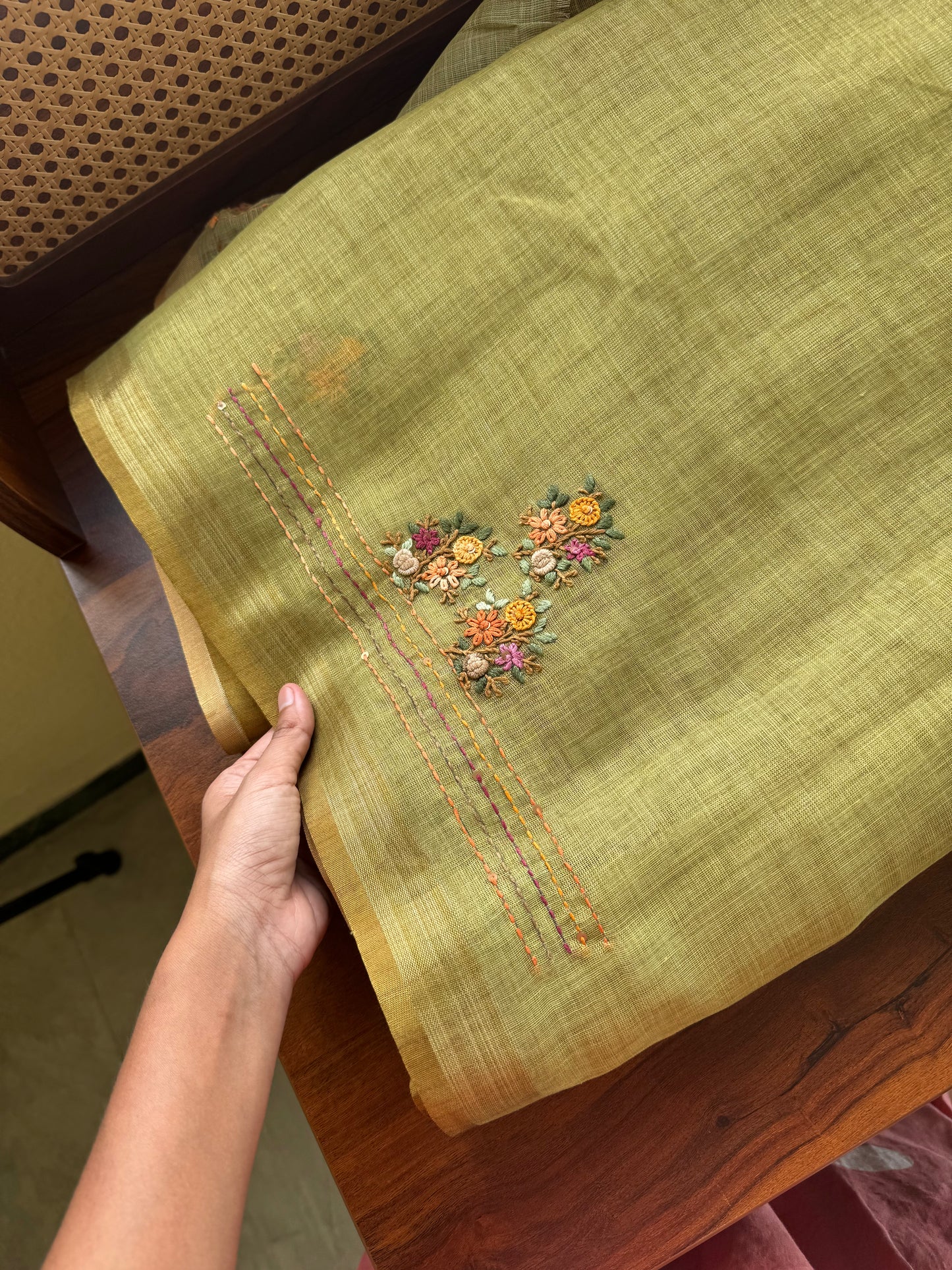 Premium Tissue Linen Sarees with heavy blouse - Green