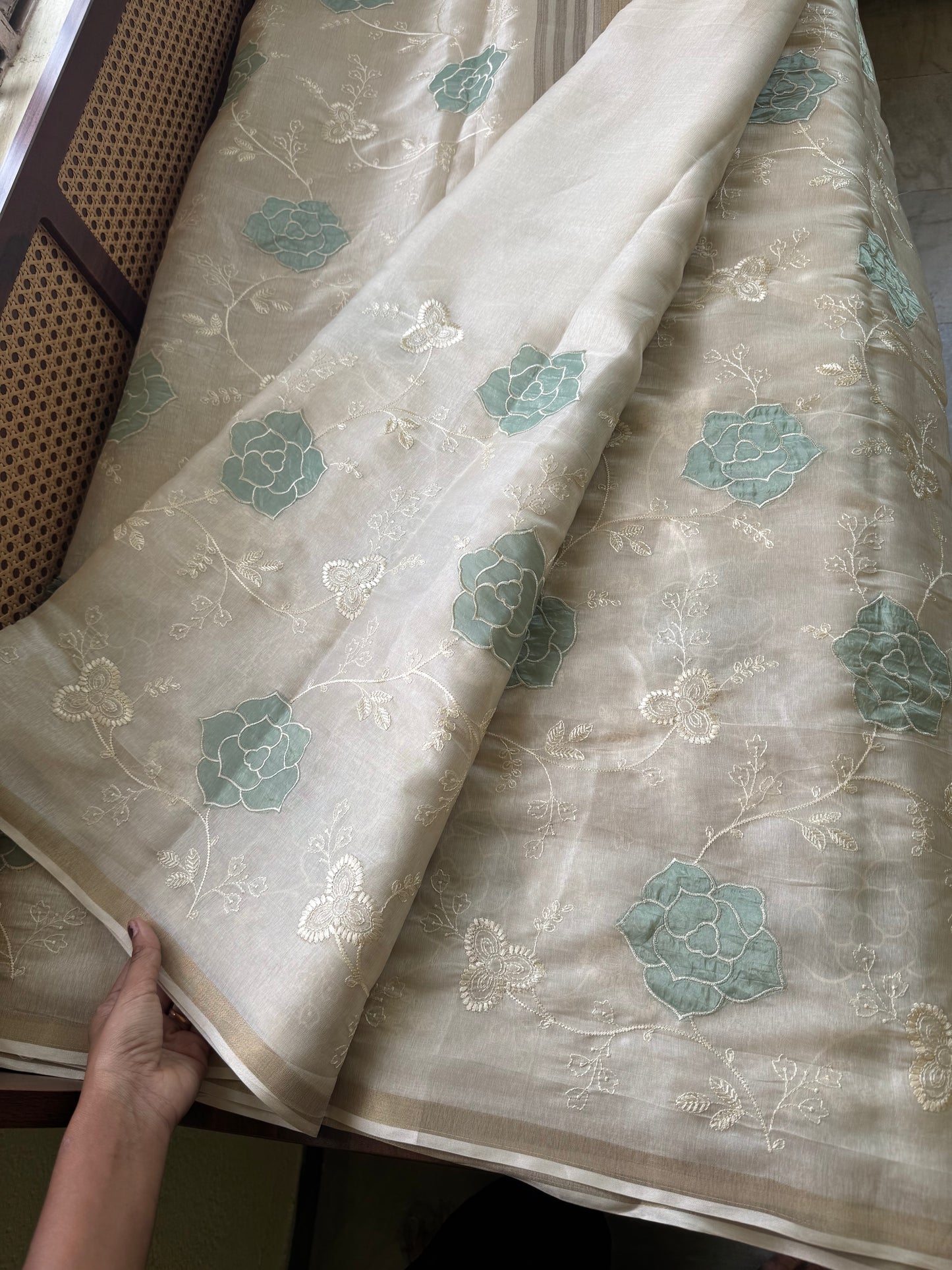 Mul Chanderi Tissue Saree - Cream & Blue