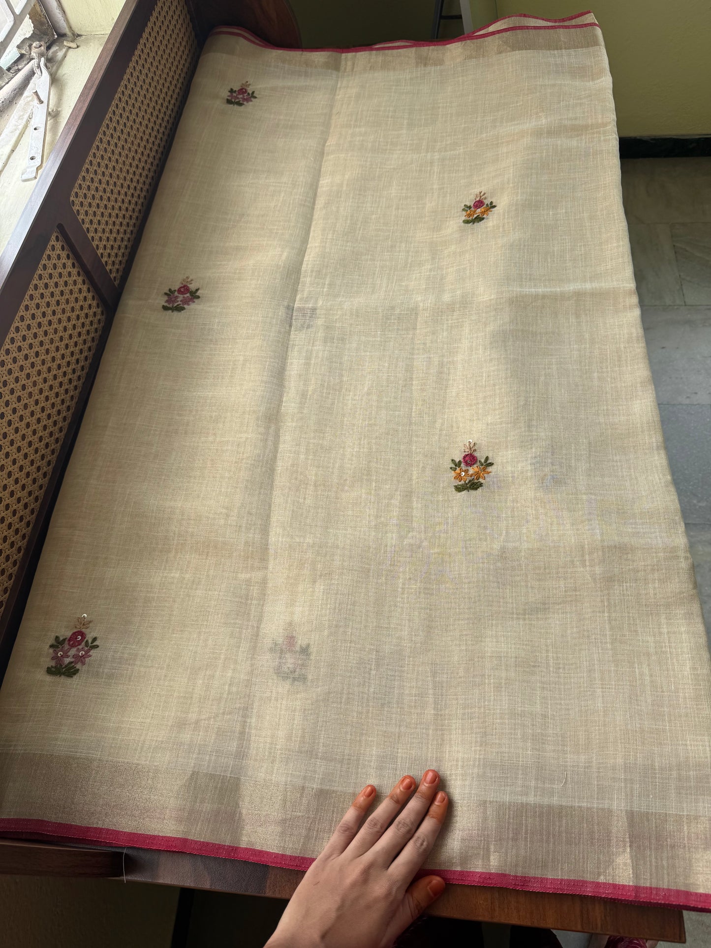 Premium Tissue Linen Sarees - Golden beige & Pink