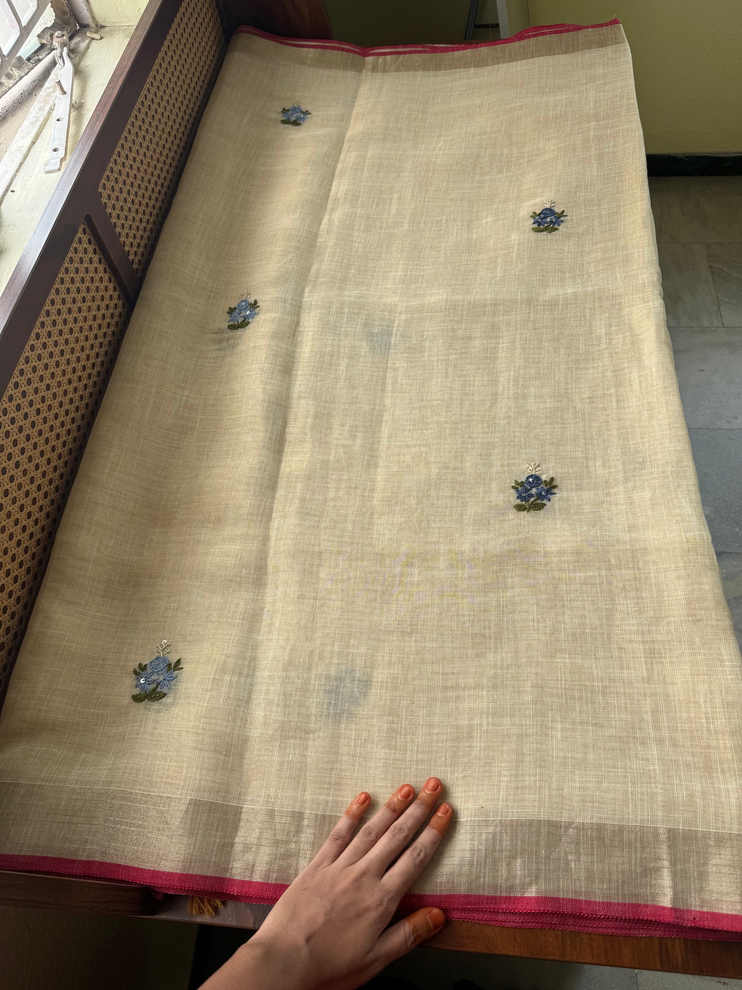 Premium Tissue Linen Sarees - Golden beige & Blue