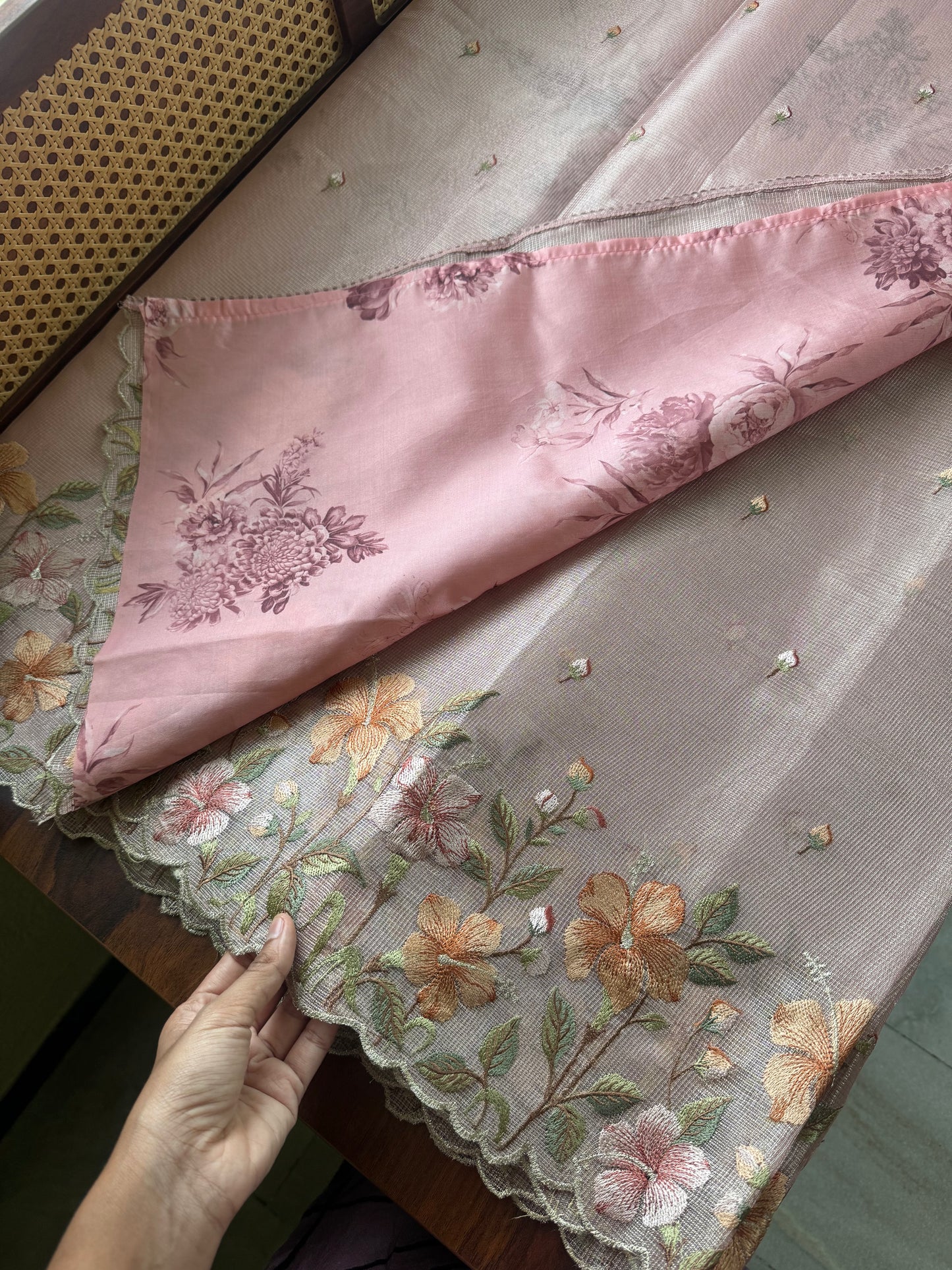 Floral Tissue Saree - Pink