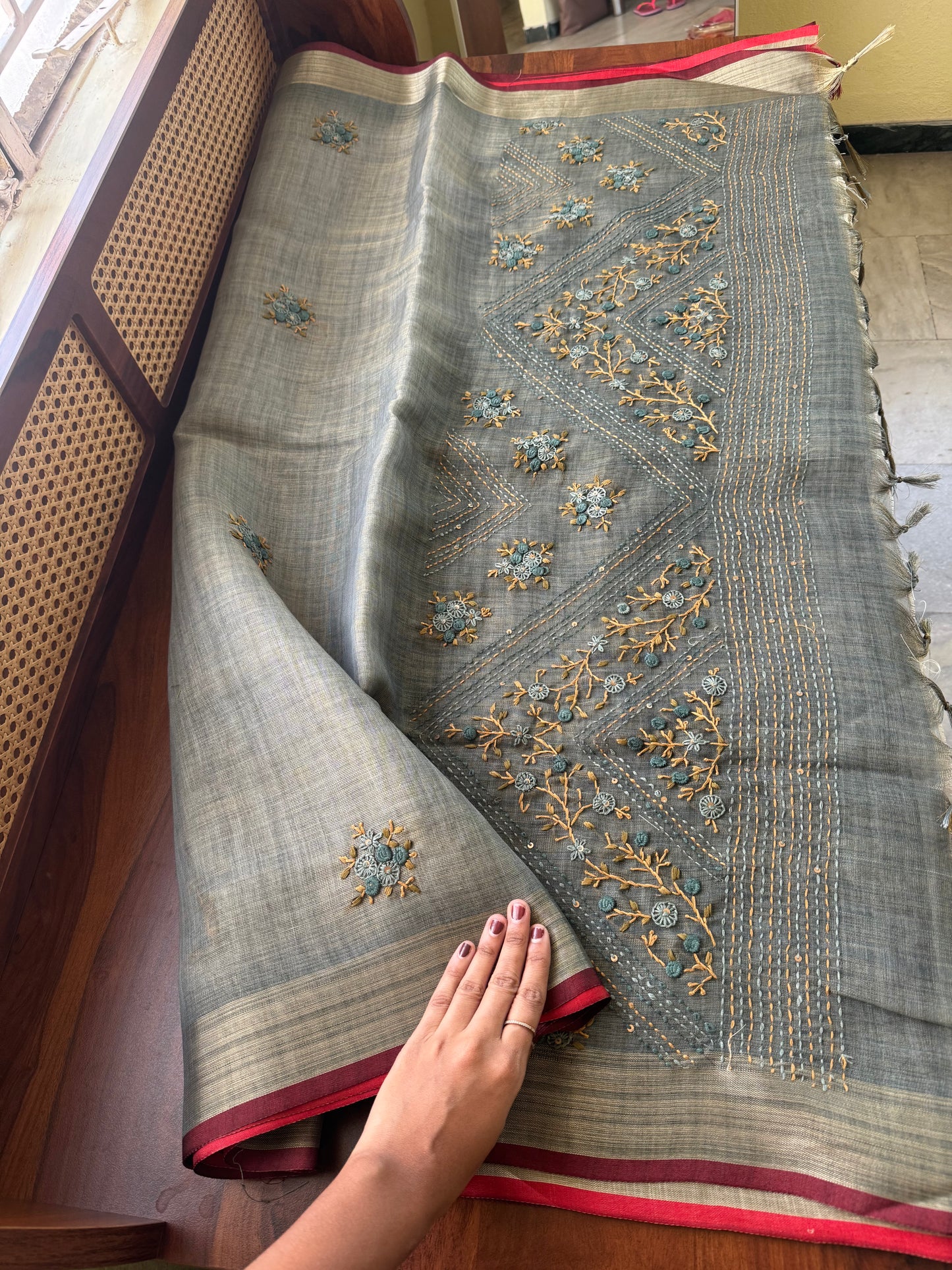 Premium Tissue Linen Sarees - Grey