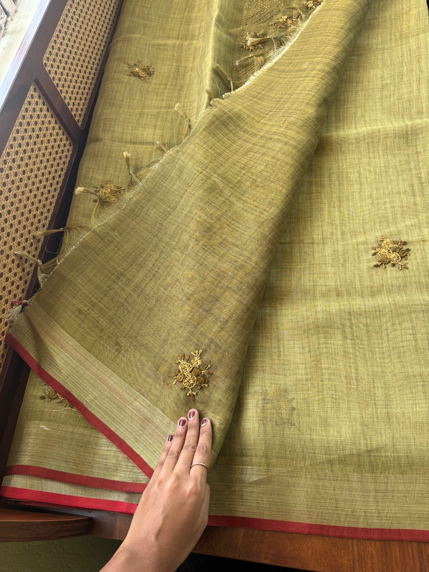Premium Tissue Linen Sarees - Green