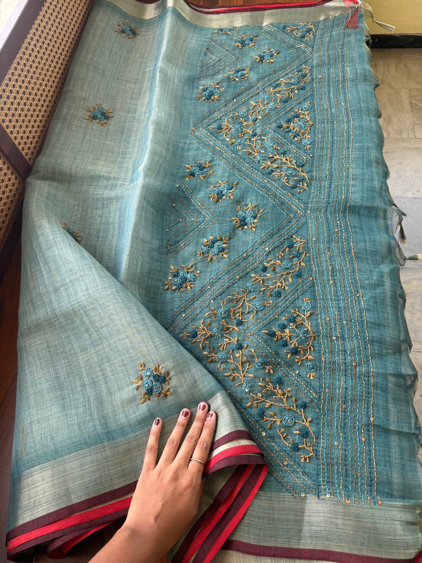 Premium Tissue Linen Sarees - Blue