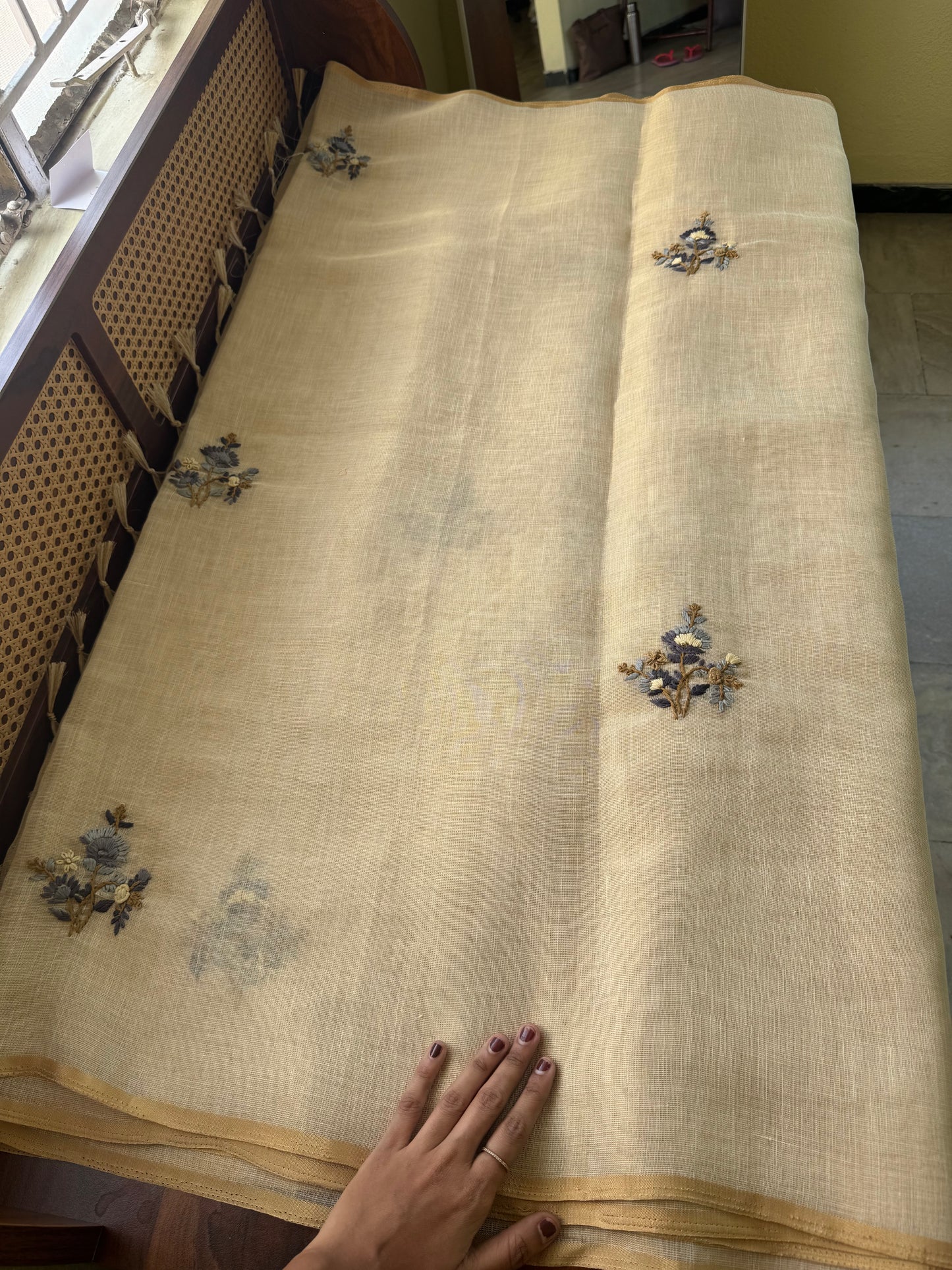 Premium Tissue Linen Sarees with heavy blouse - Beige & Grey