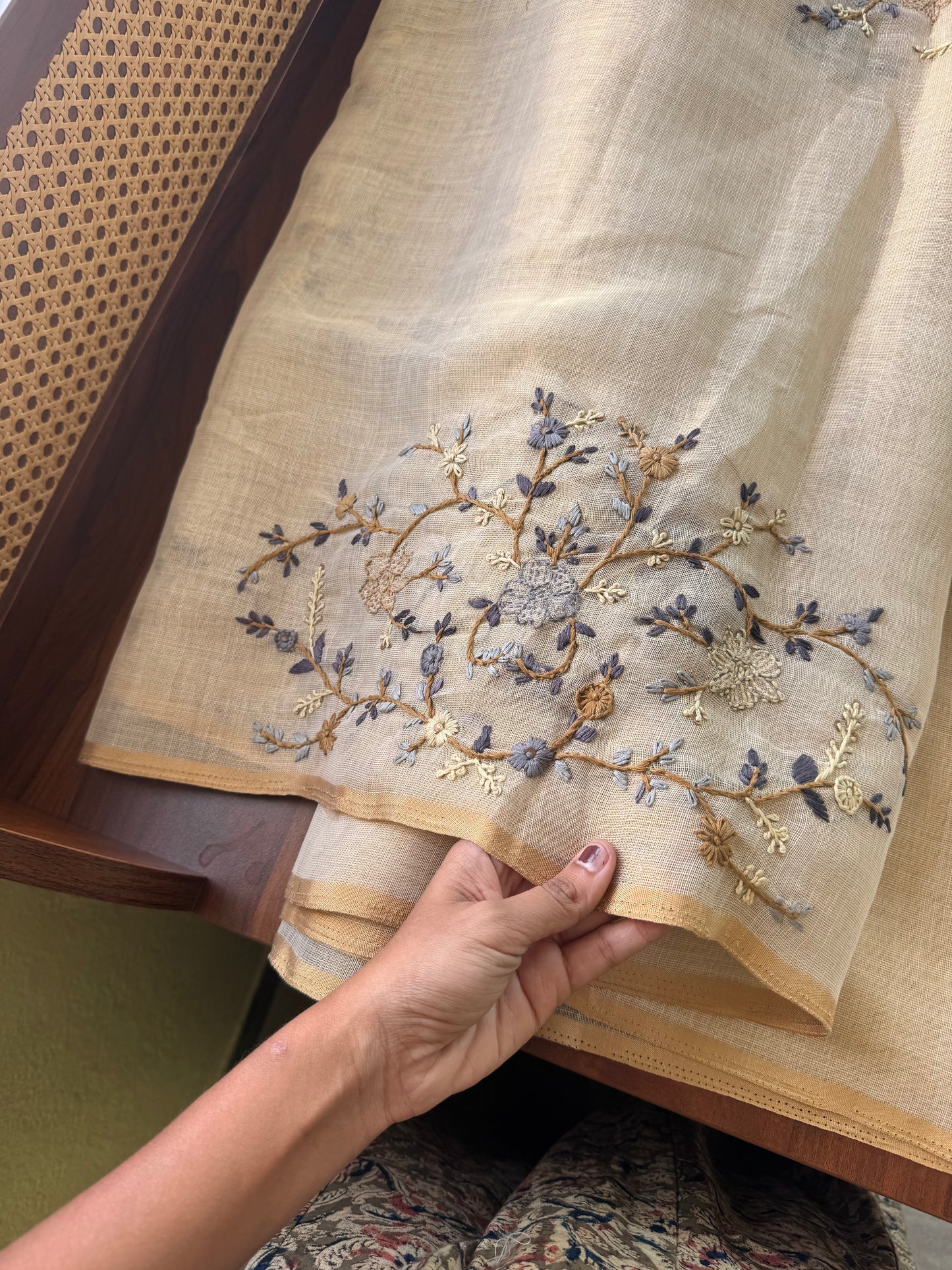 Premium Tissue Linen Sarees with heavy blouse - Beige & Grey