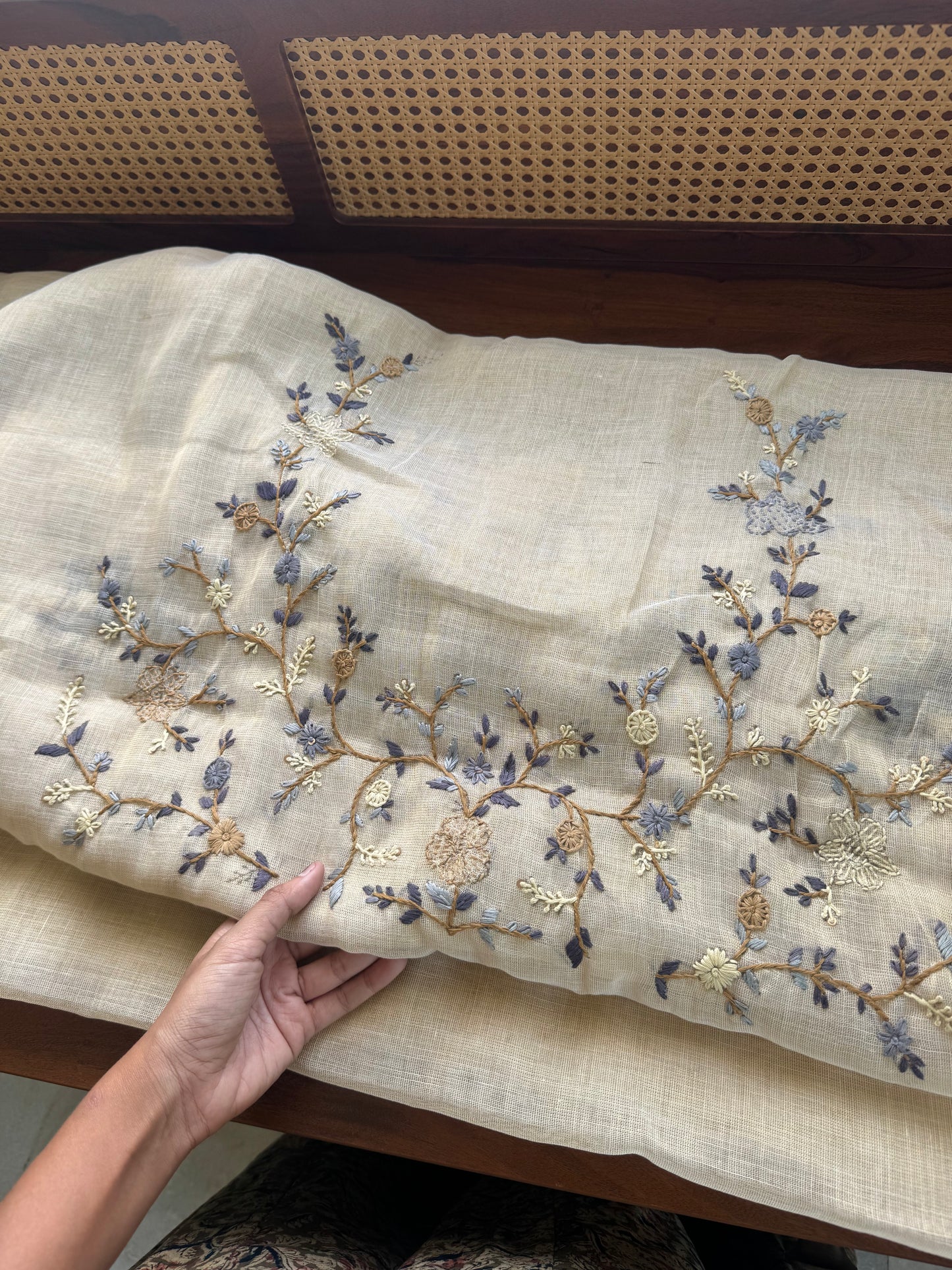 Premium Tissue Linen Sarees with heavy blouse - Beige & Grey