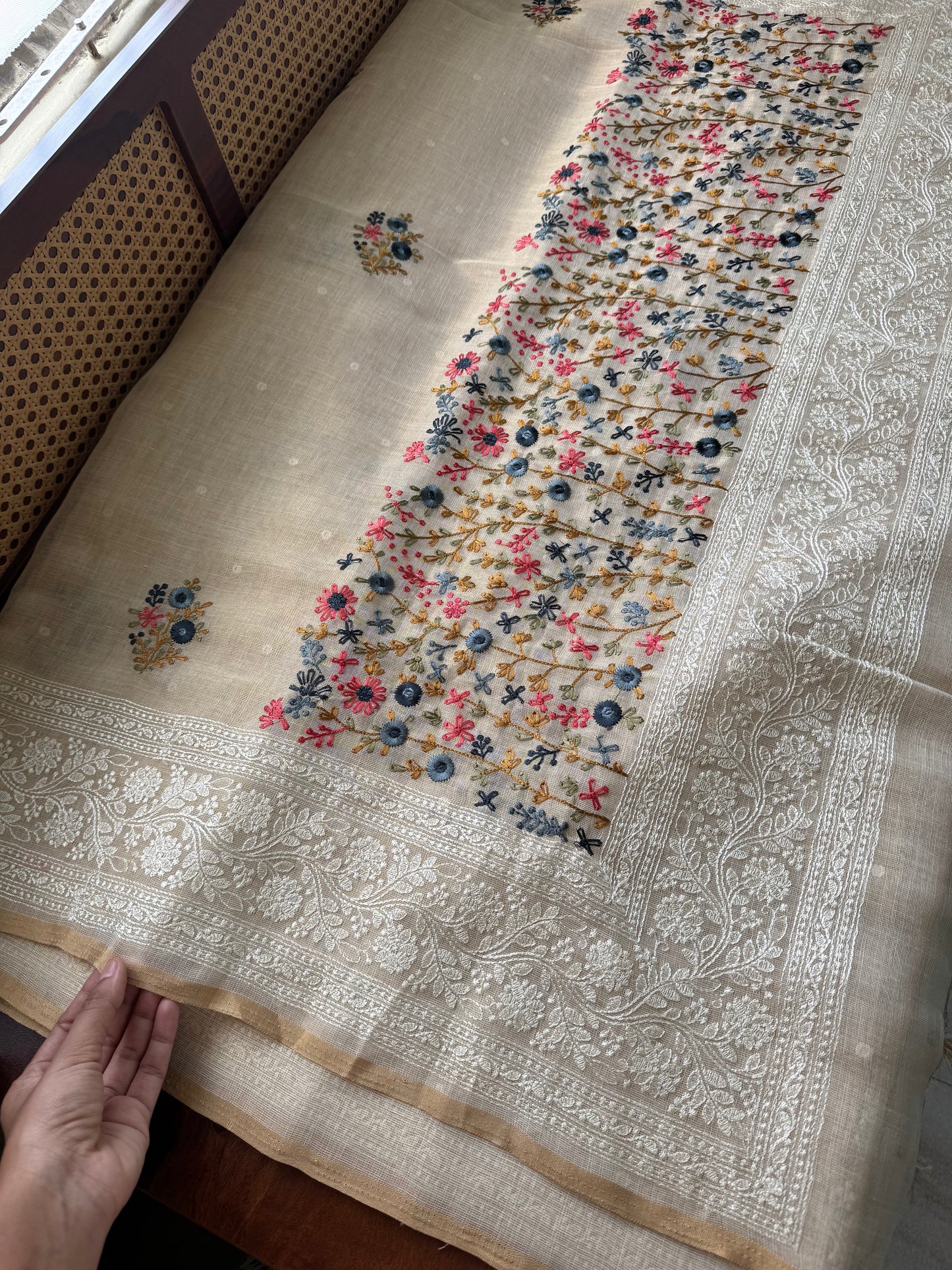 Premium Tissue Linen Sarees - Half White & Blue