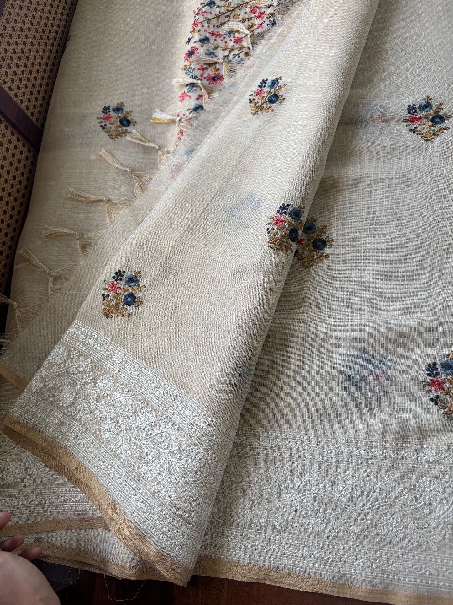 Premium Tissue Linen Sarees - Half White & Blue