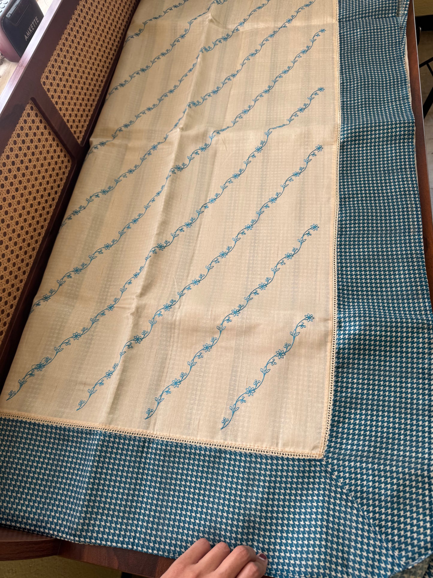 Tussar Blend - Beige & Blue