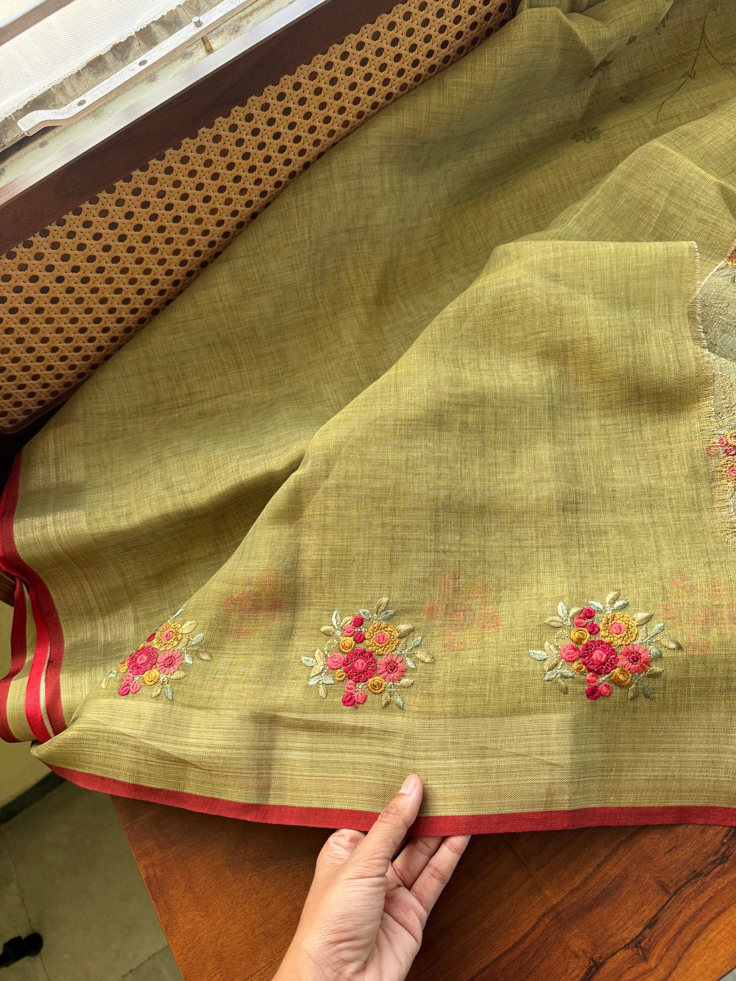 Premium Tissue Linen Sarees - Green