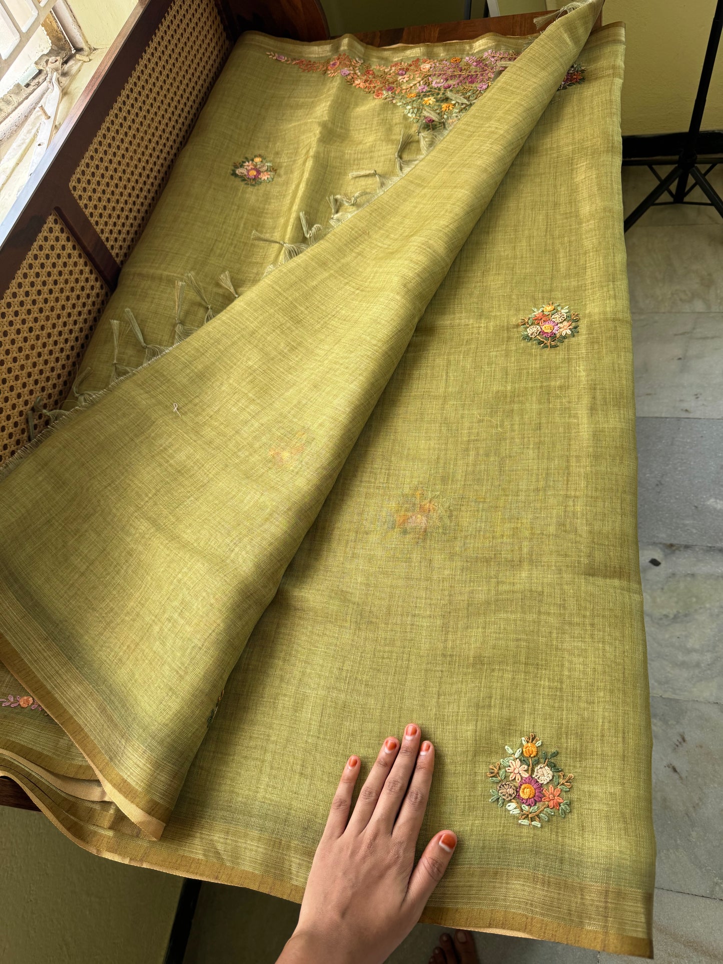 Premium Tissue Linen Sarees with heavy blouse - Green