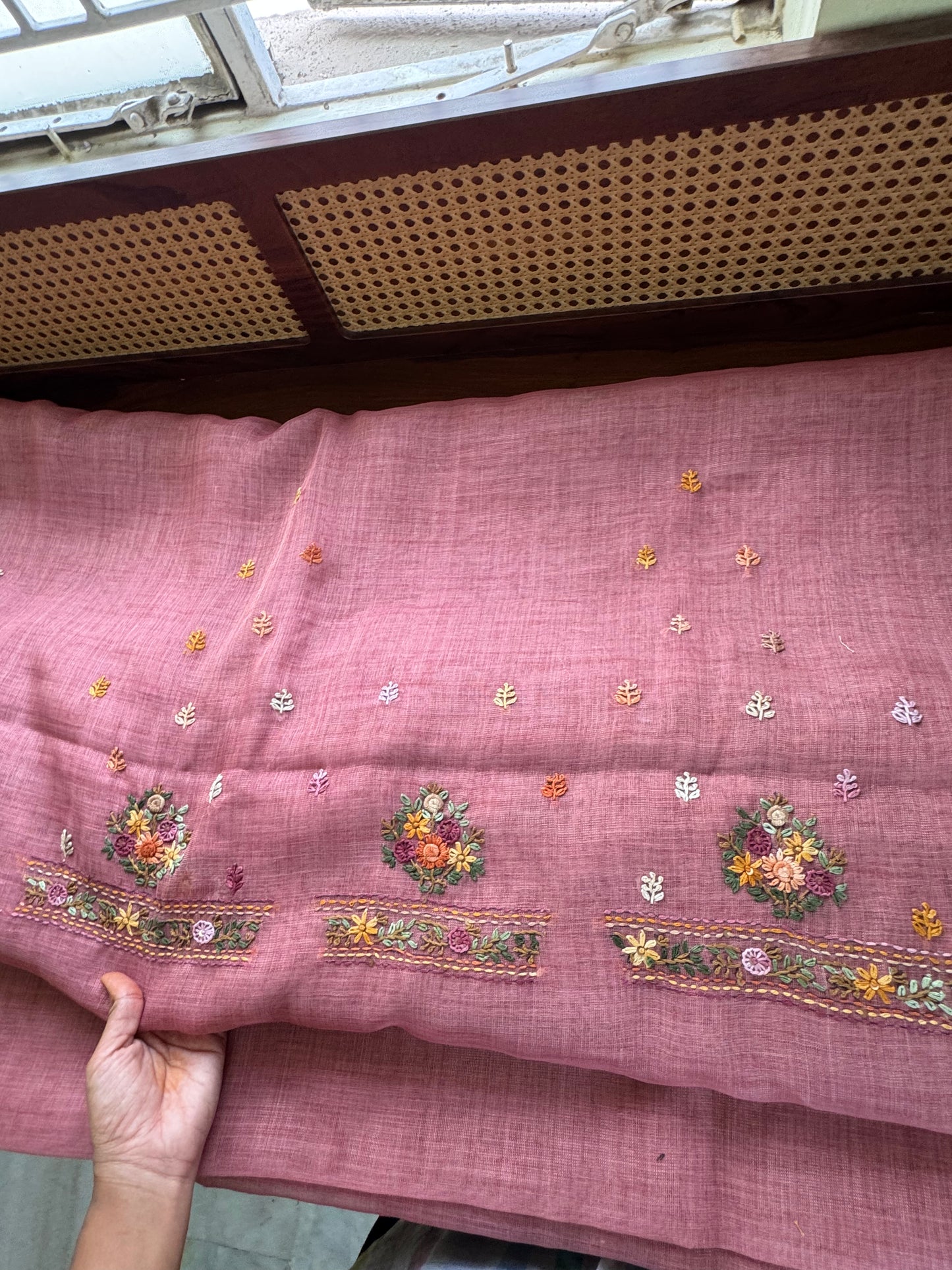 Premium Tissue Linen Sarees with heavy blouse - Pink