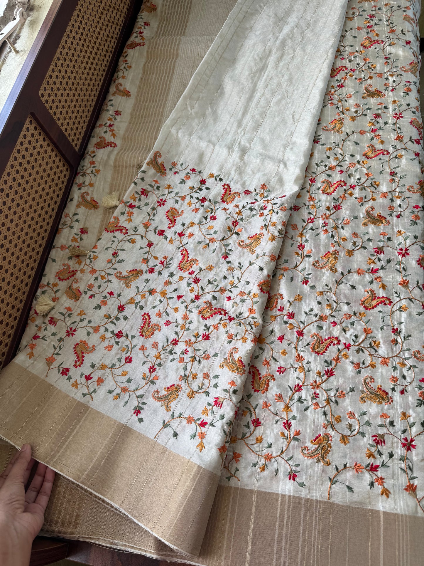 Elegant Semi tussar saree - Ivory with Yellow