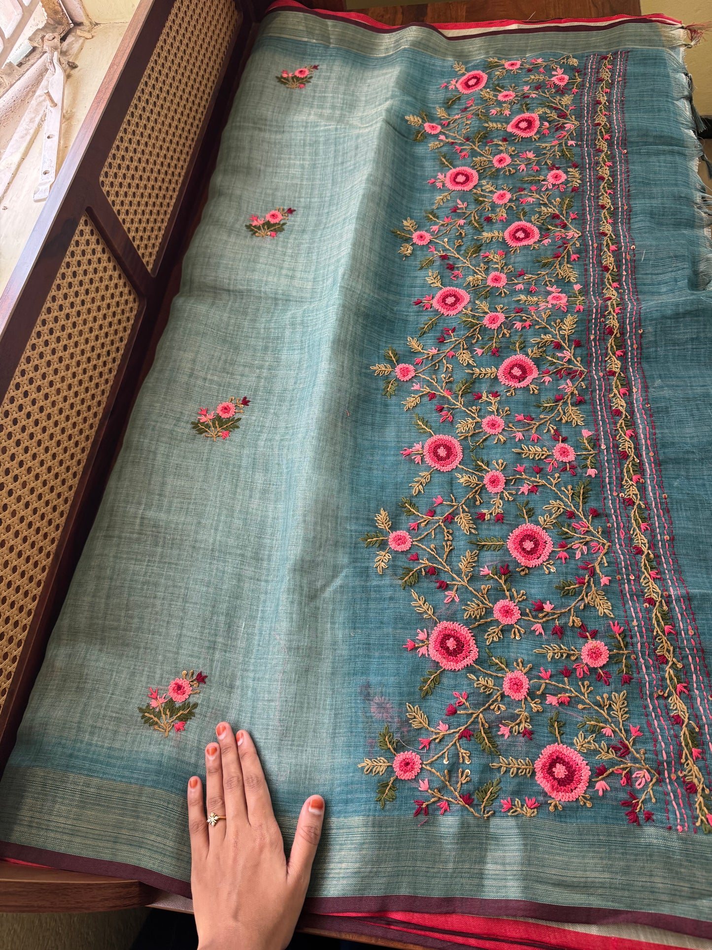 Premium Tissue Linen Sarees - Blue