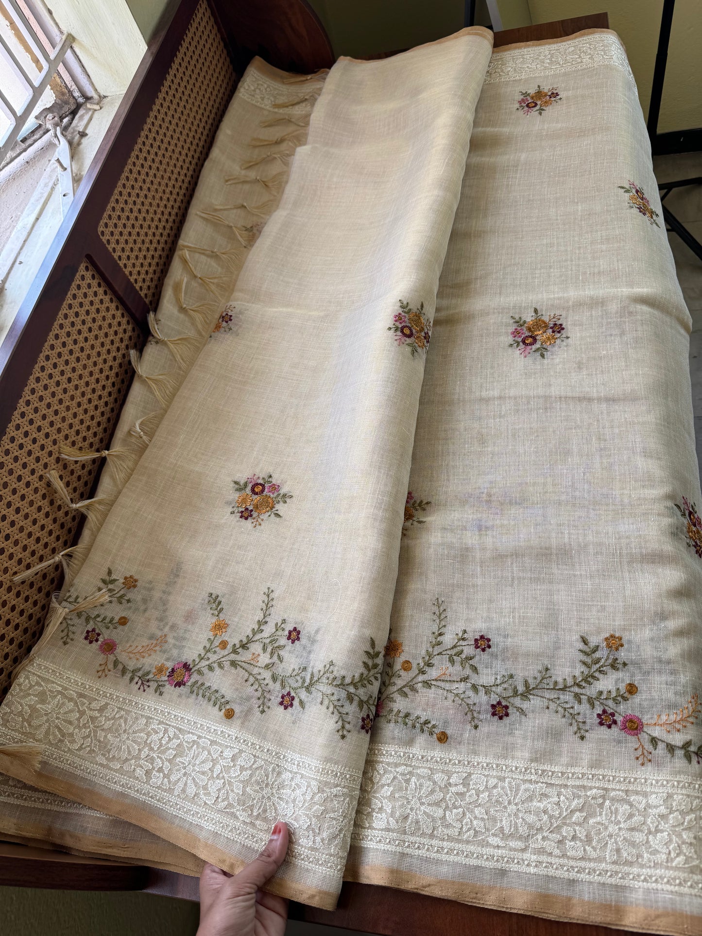 Premium Tissue Linen Sarees -Golden Cream & Pink
